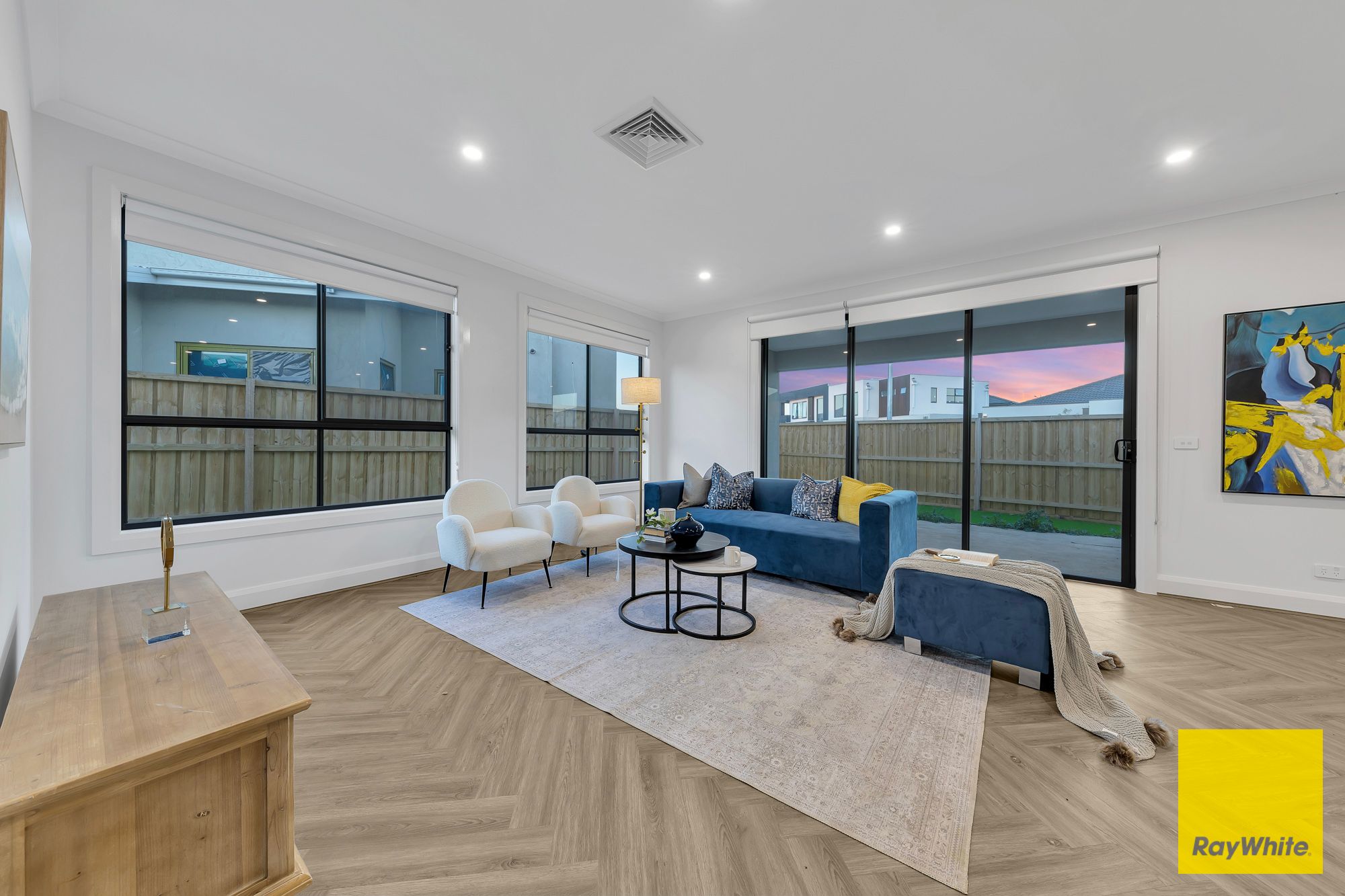 18 Lowland Crescent — photo 11 of 23