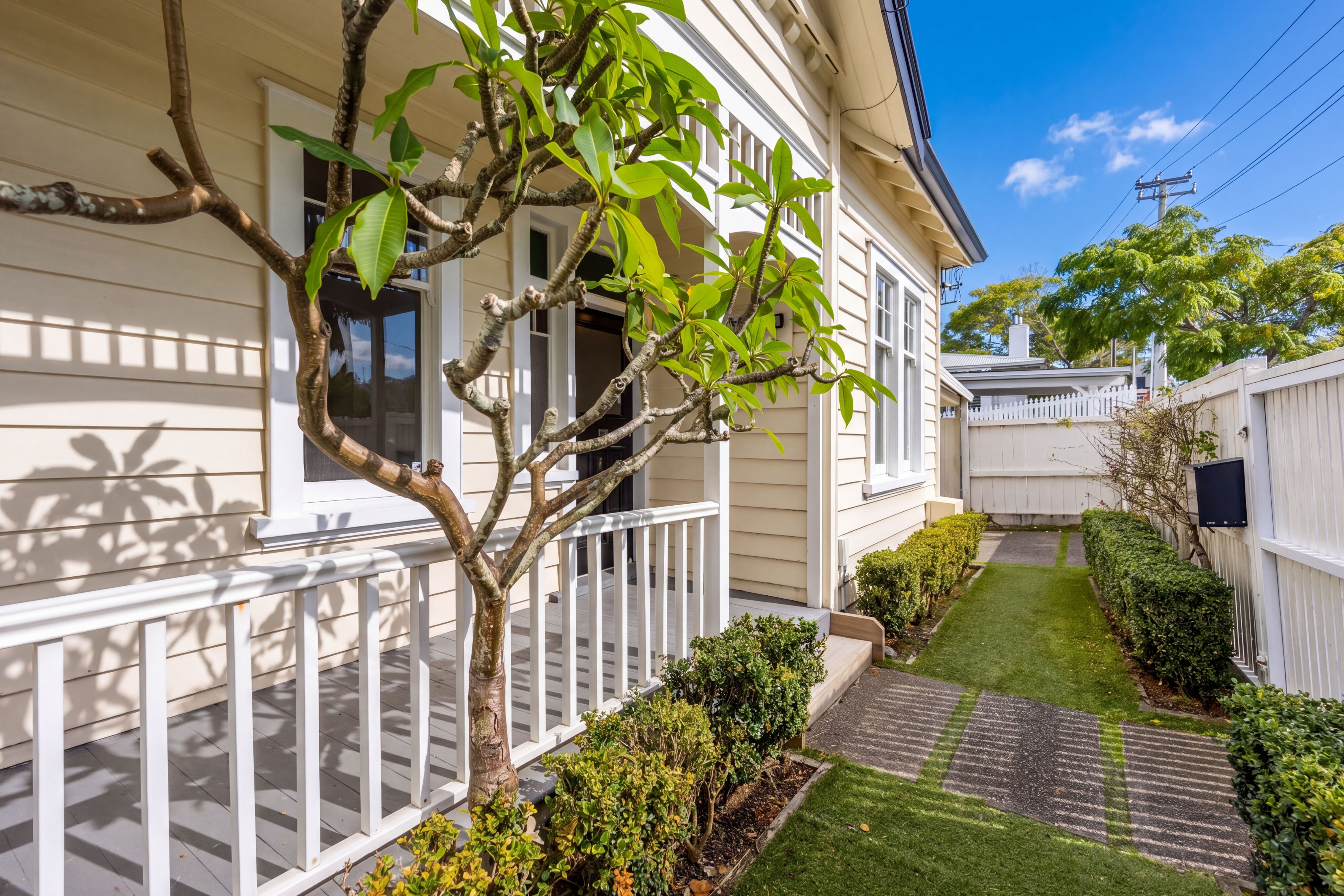 141 Bassett Road, Remuera, Auckland City