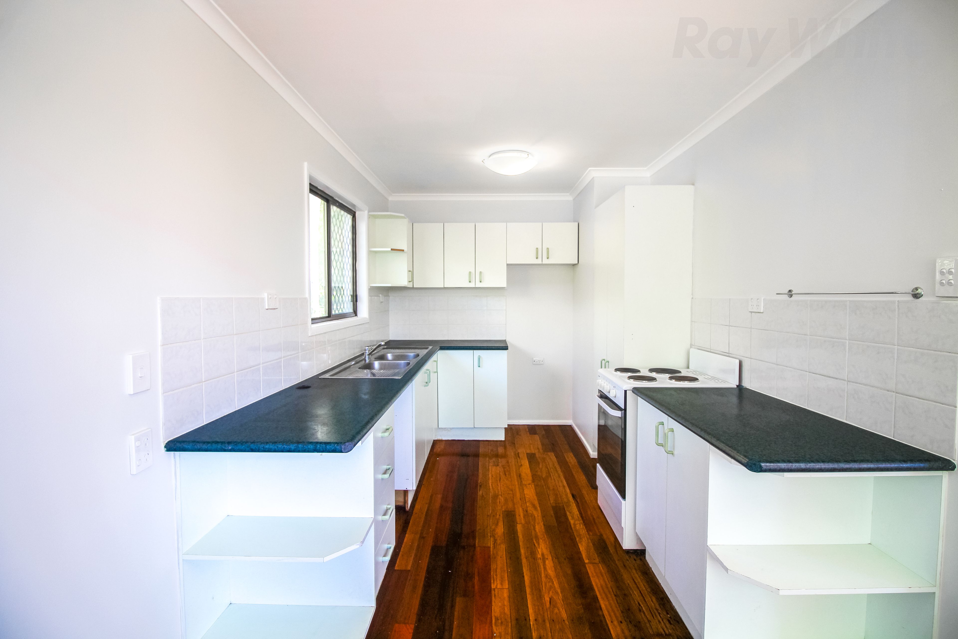 18 Melbury Street, Willowbank, QLD 4306