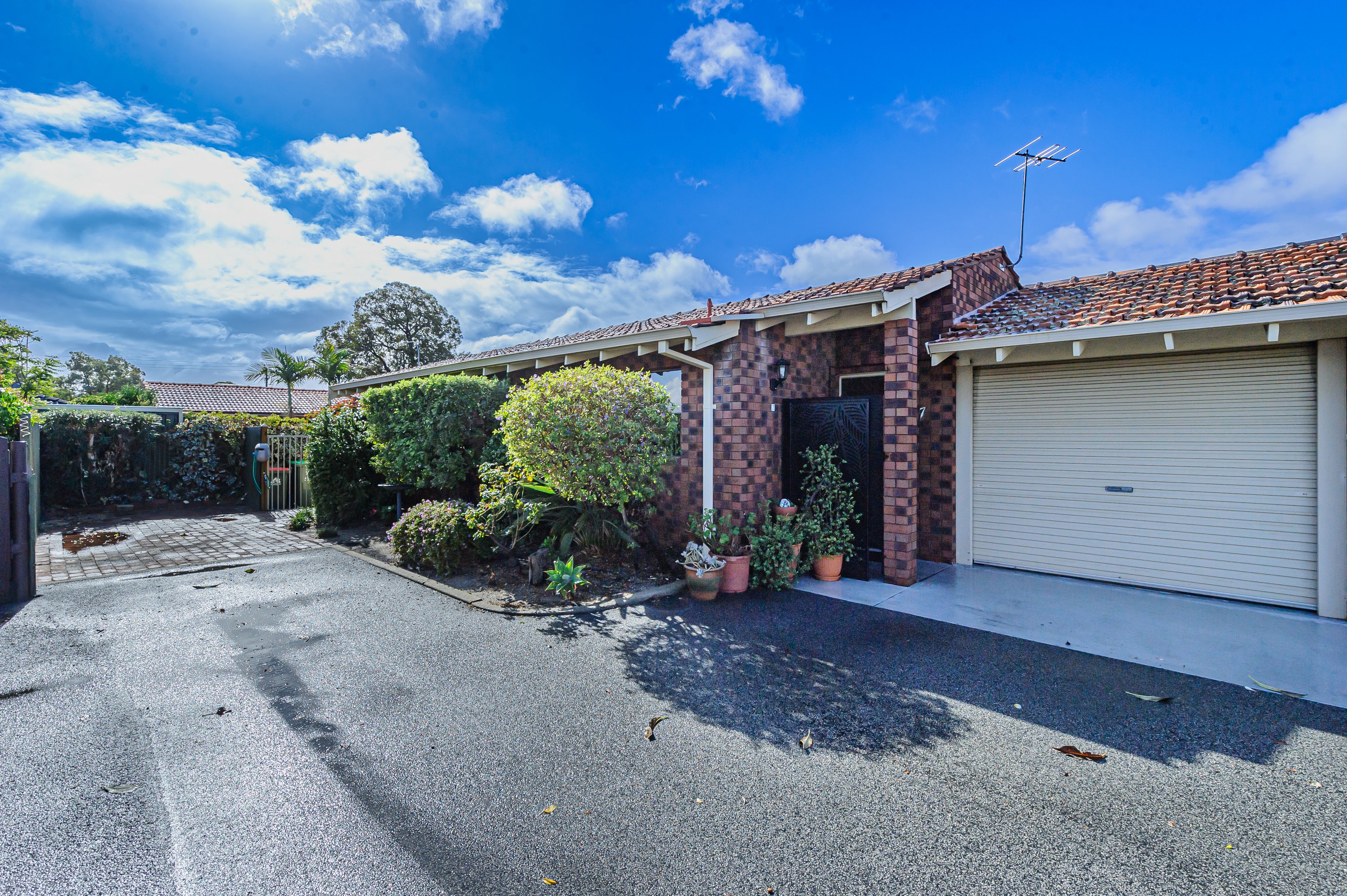 26 Charlbury Way, Eden Hill WA 6054