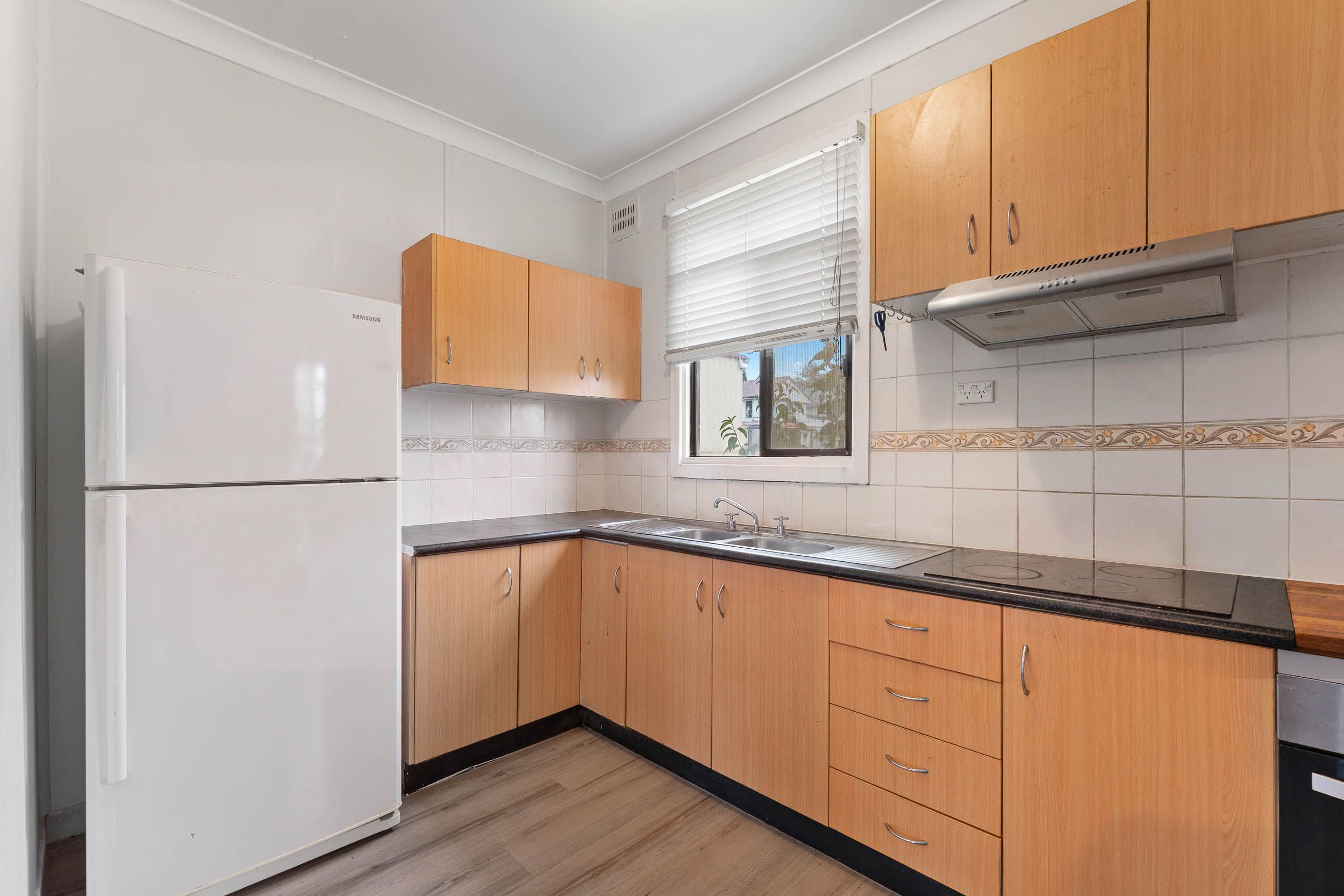 6 Churchill Street — photo 4 of 9