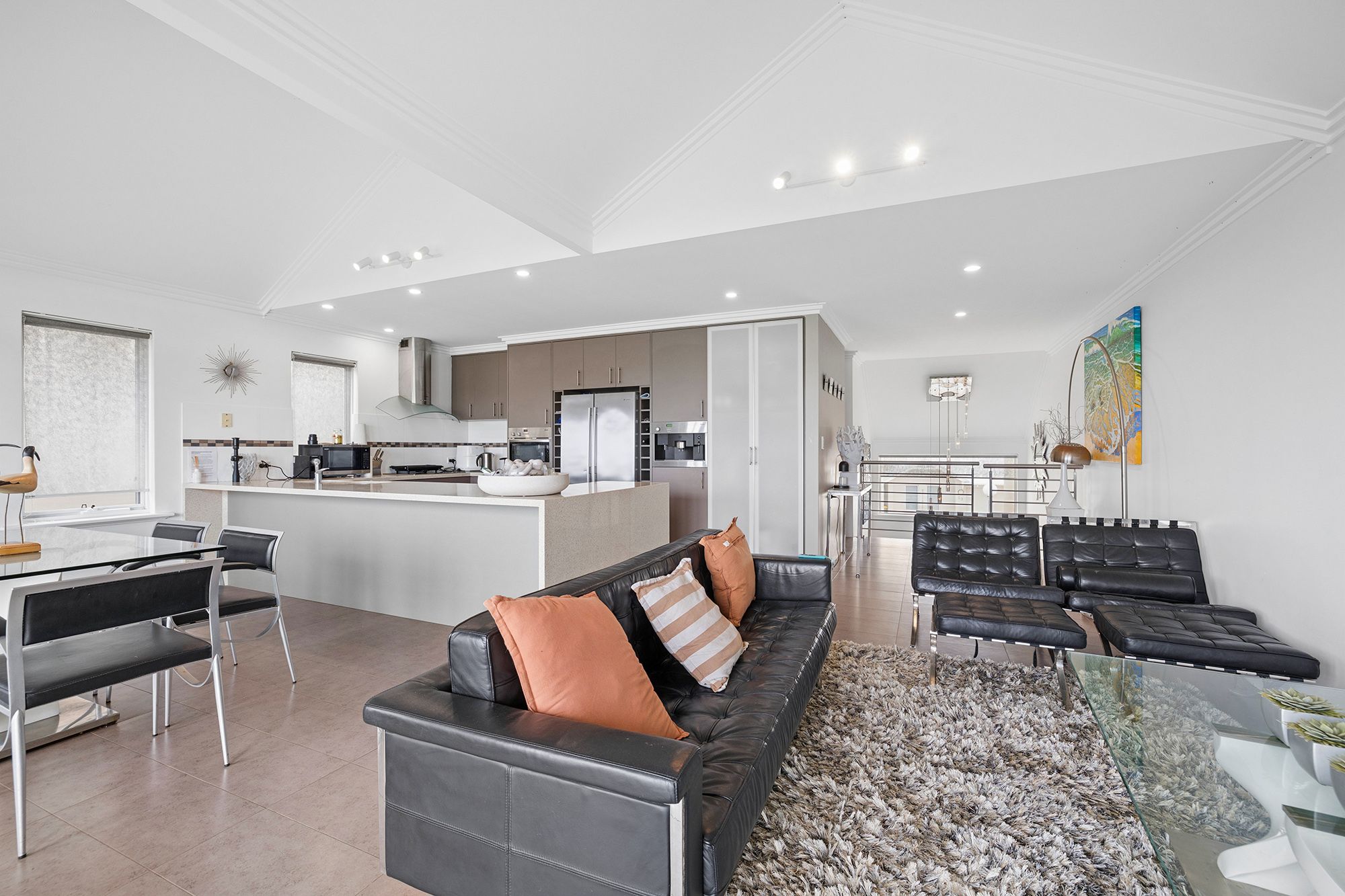 4/2 Robertson Road — photo 10 of 30