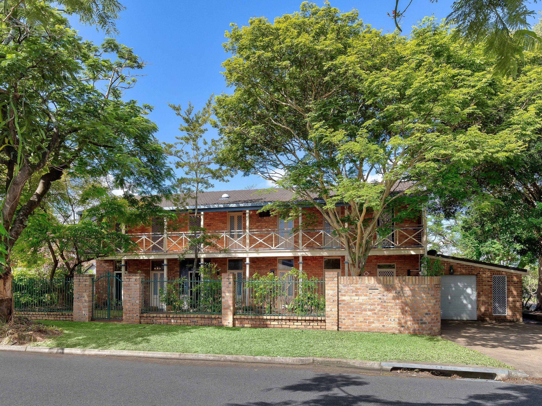 16 Chicago Street, Robertson, QLD 4109