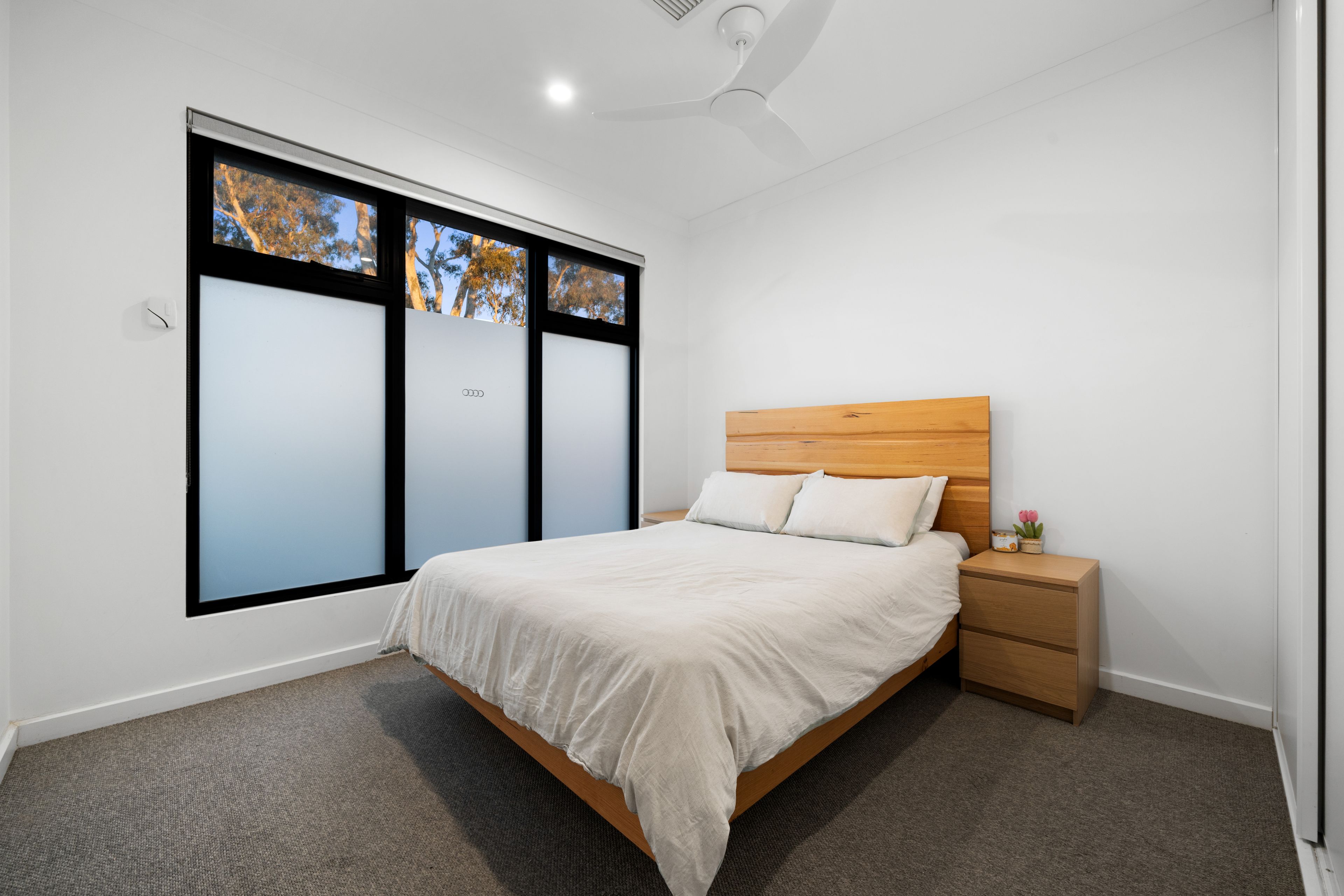2/34A James Street — photo 20 of 28