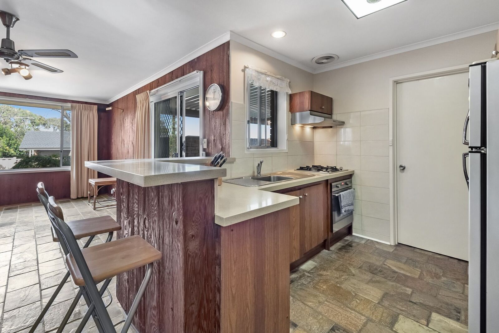 34 Norfolk Crescent, Bundoora, VIC 3083
