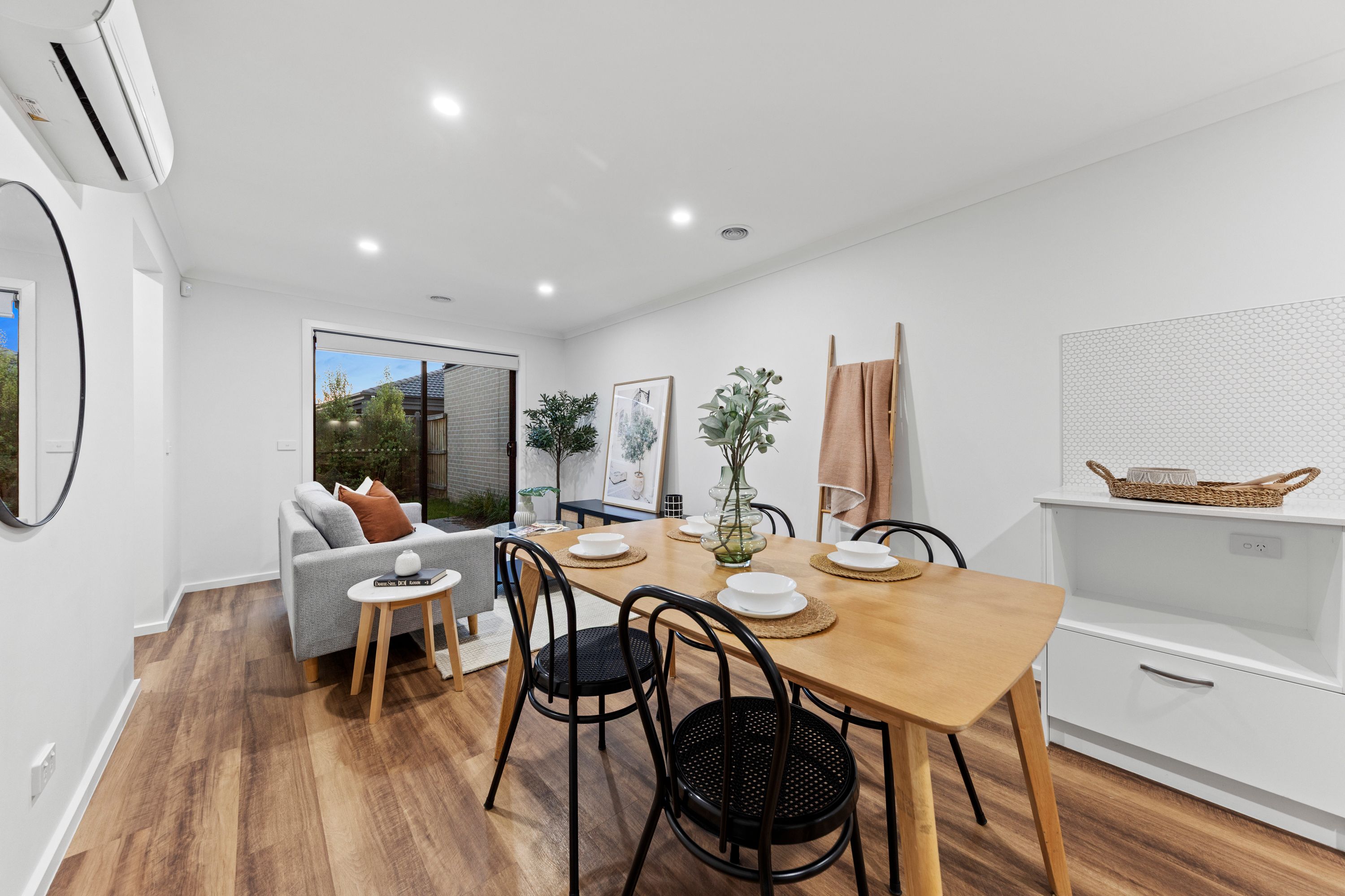 13 Blainey Way — photo 5 of 22