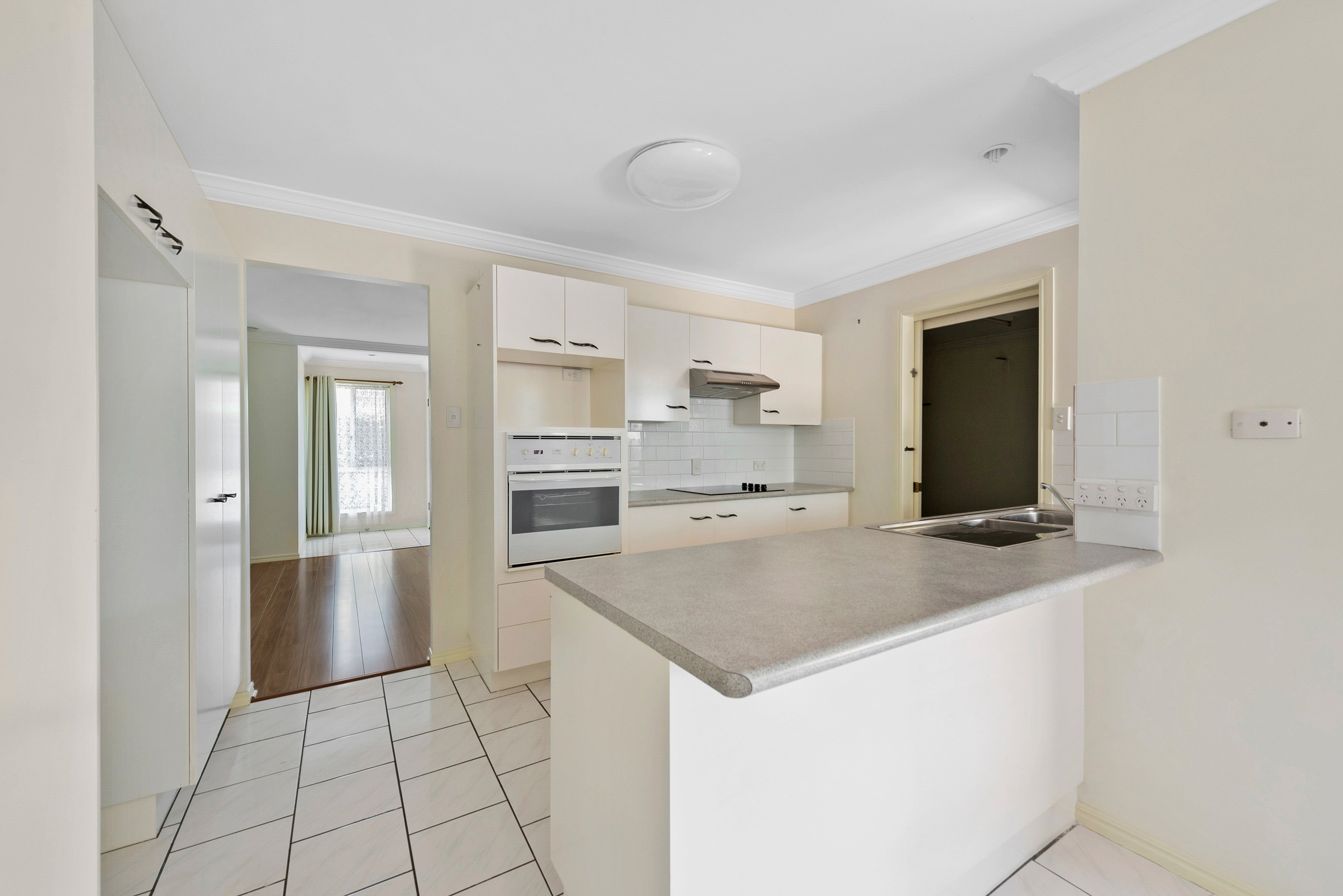 1/70 Georgina Street, Woody Point, QLD 4019