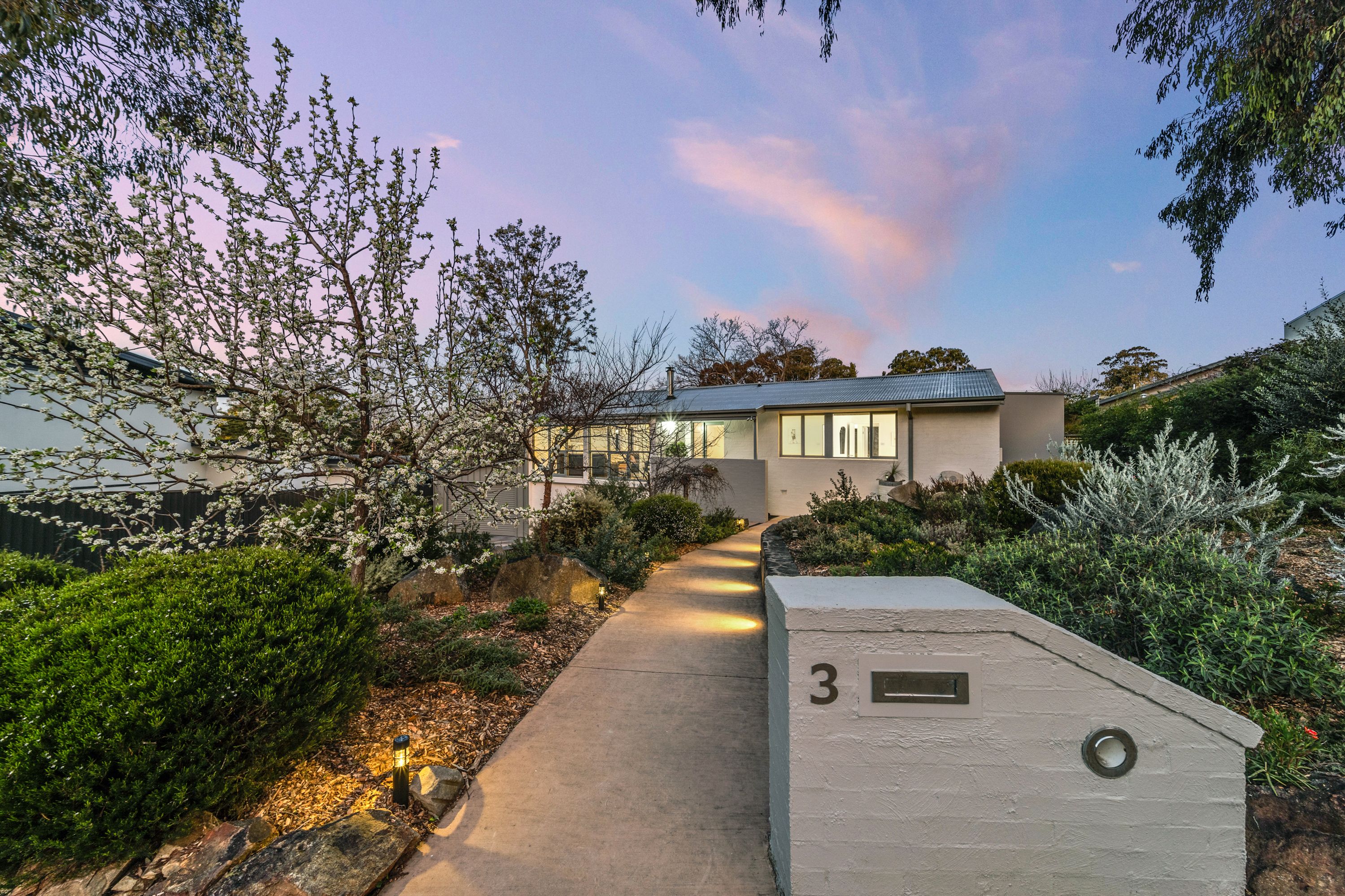 3 Bussell Crescent, Cook, ACT 2614