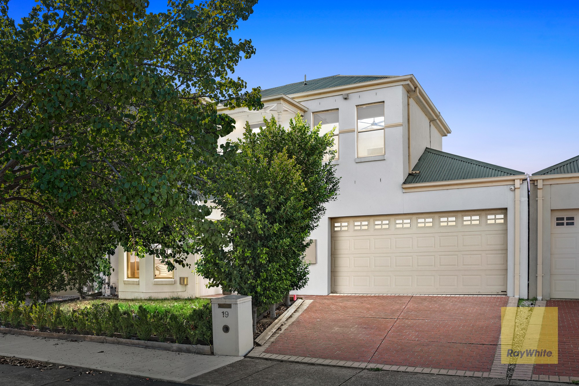 19 Meadowview Way, Cairnlea, VIC 3023