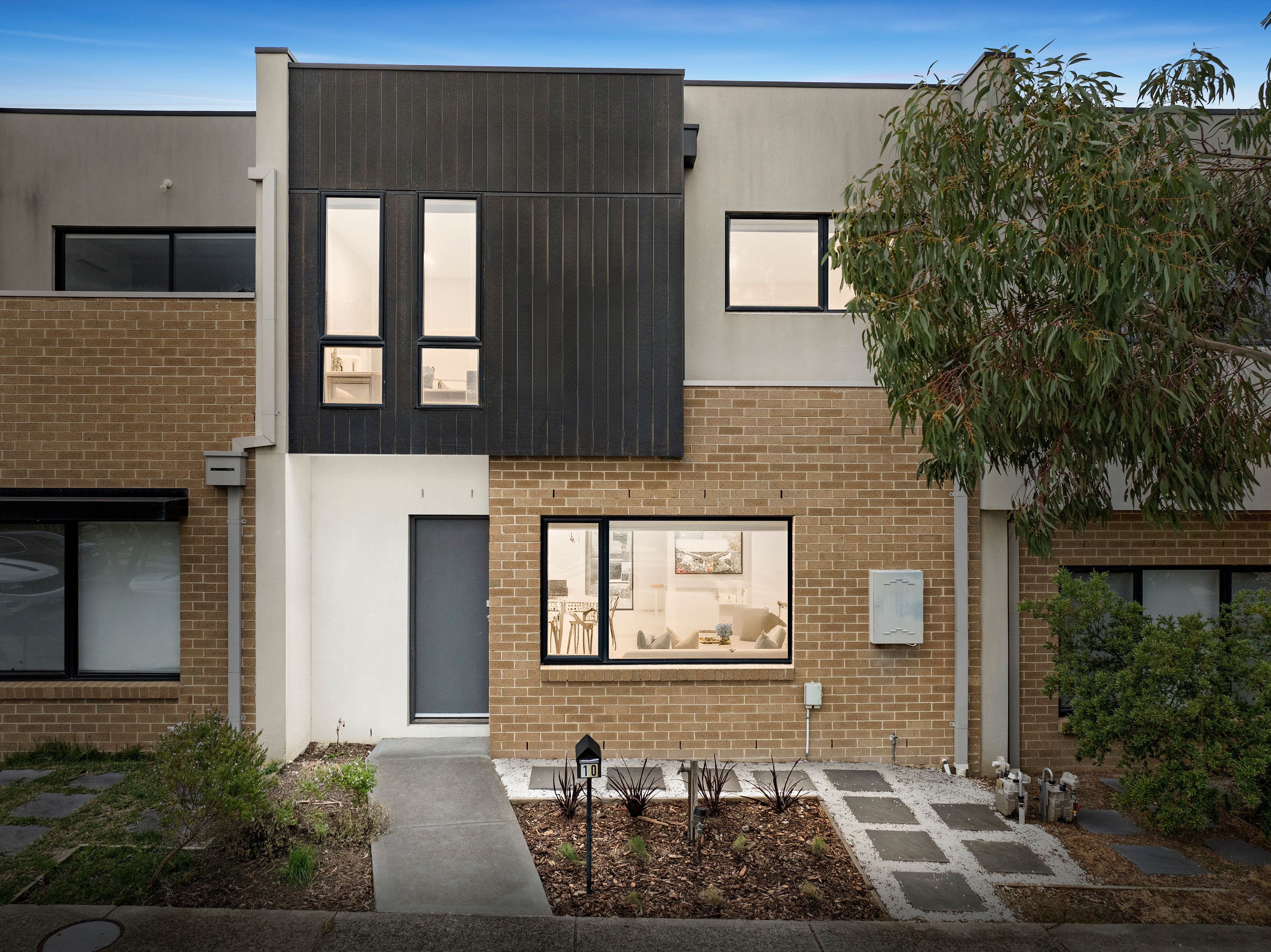 10 Vestley Drive, Mernda VIC 3754