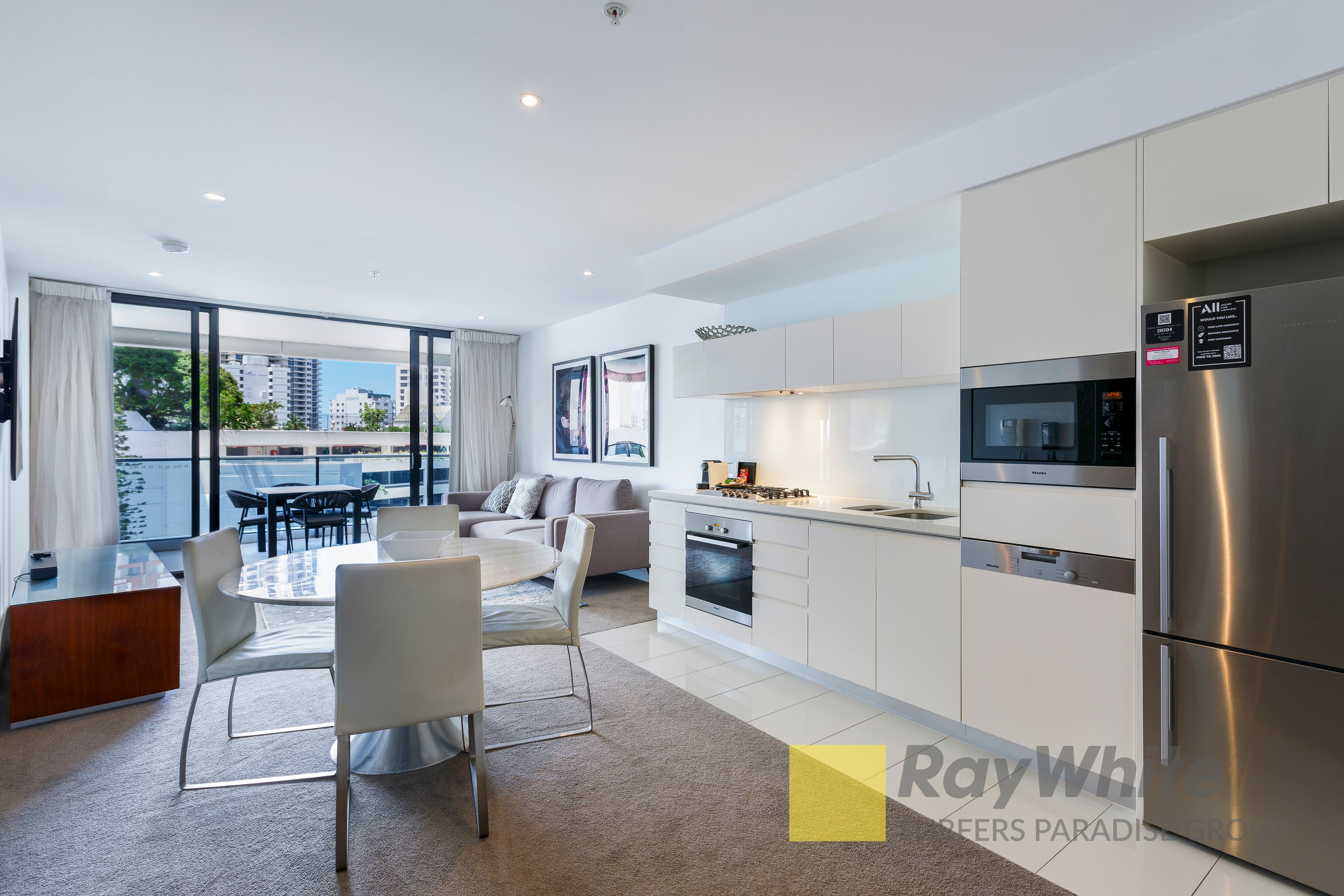 20504/21 Elizabeth Avenue, Broadbeach, QLD 4218