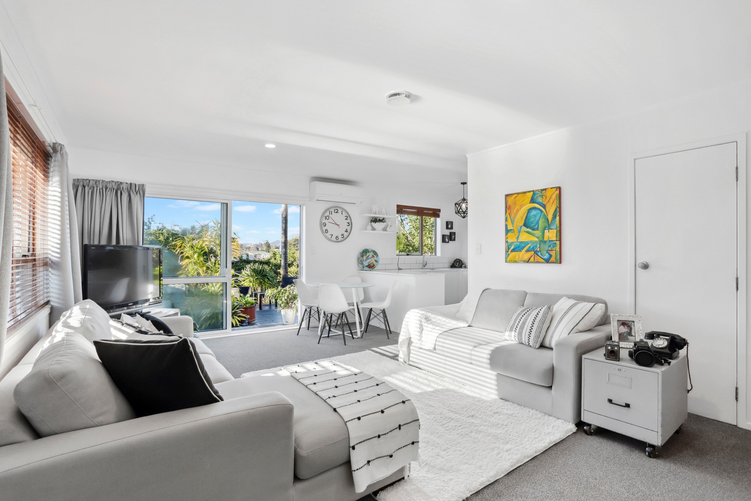 2/102 Seymour Road, Sunnyvale, Waitakere City
