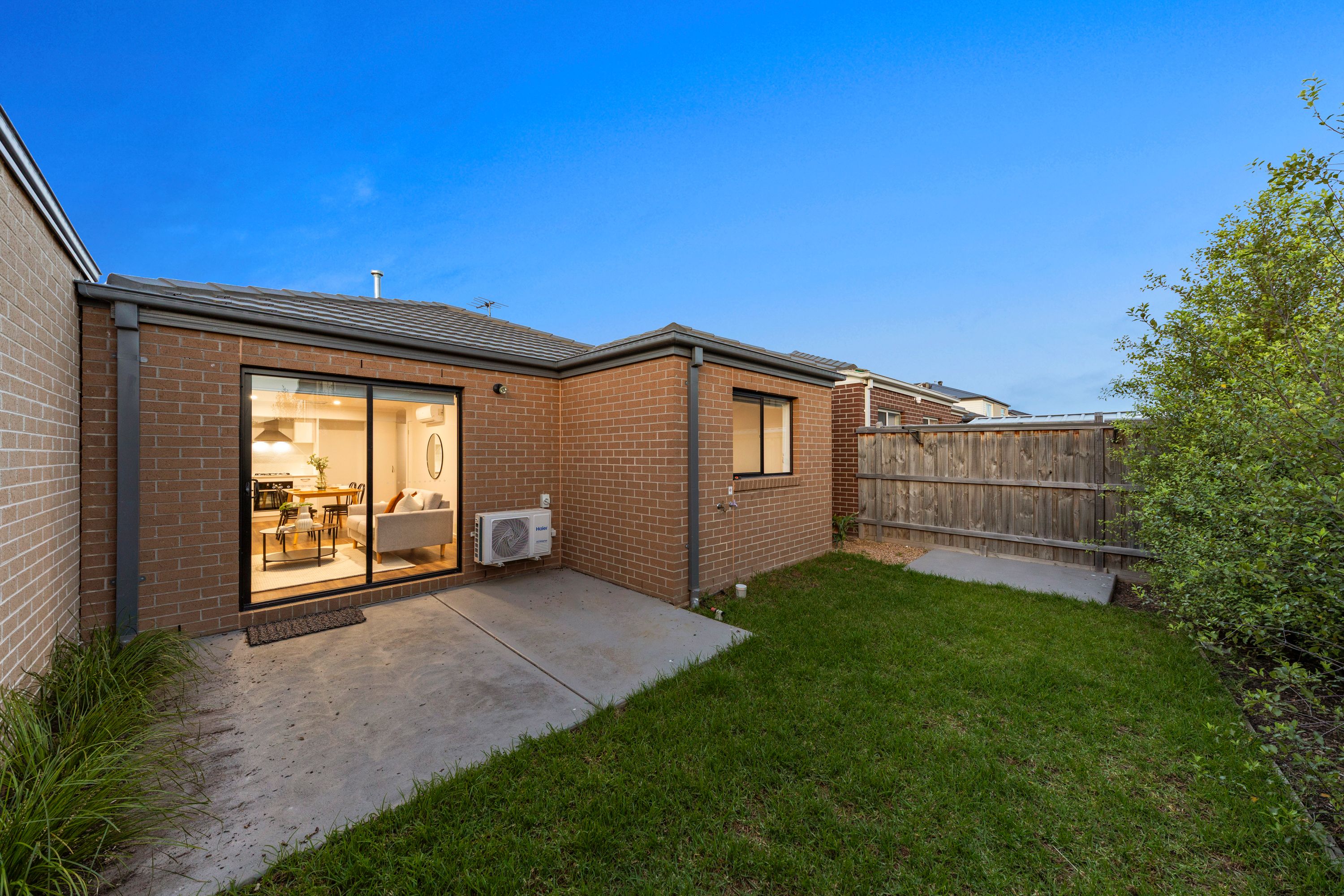 13 Blainey Way — photo 16 of 22