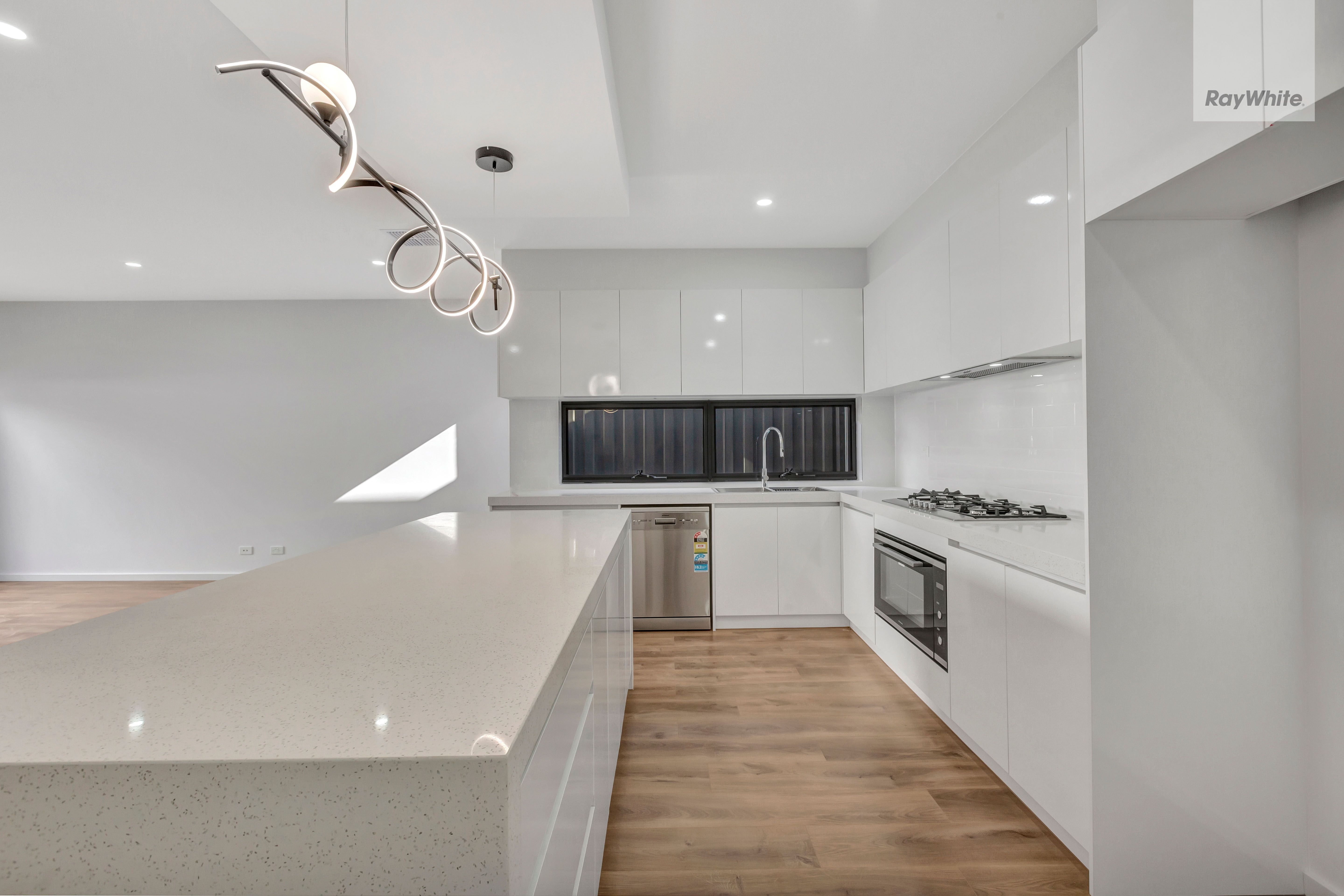 50 Mealie Avenue — photo 4 of 11