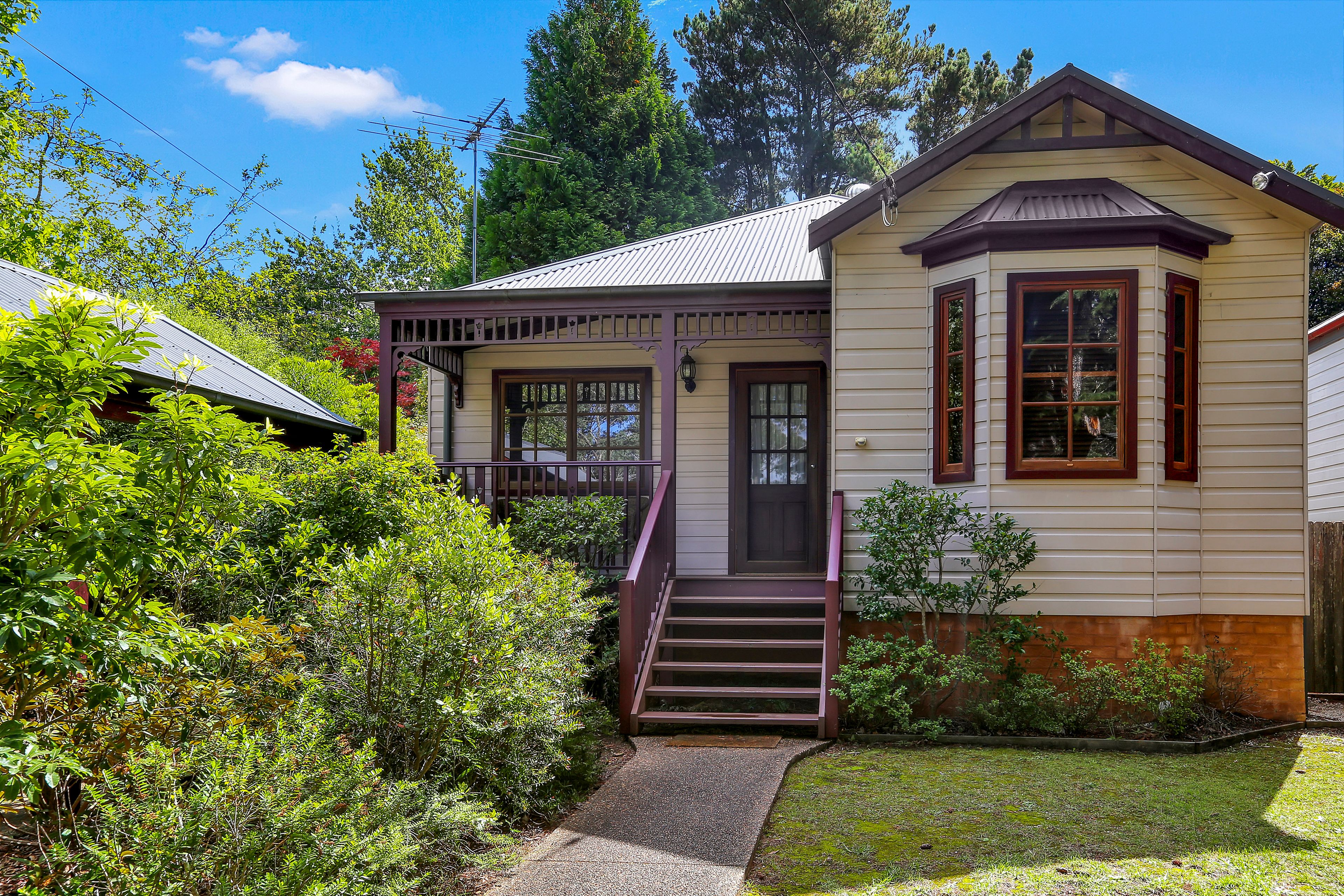 230 Hat Hill Road Blackheath Nsw Residential House Sold