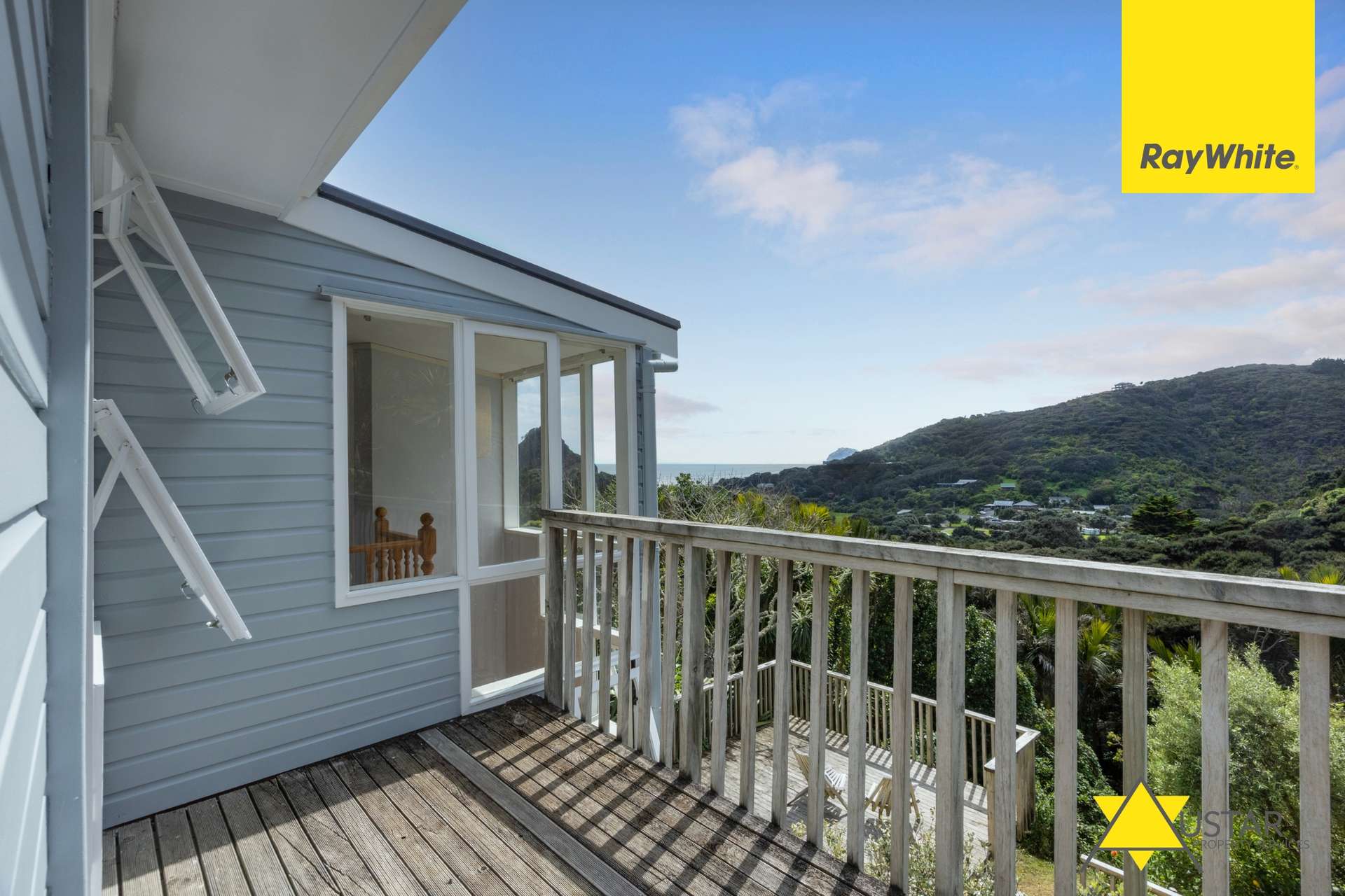 90 Seaview Road photo 21