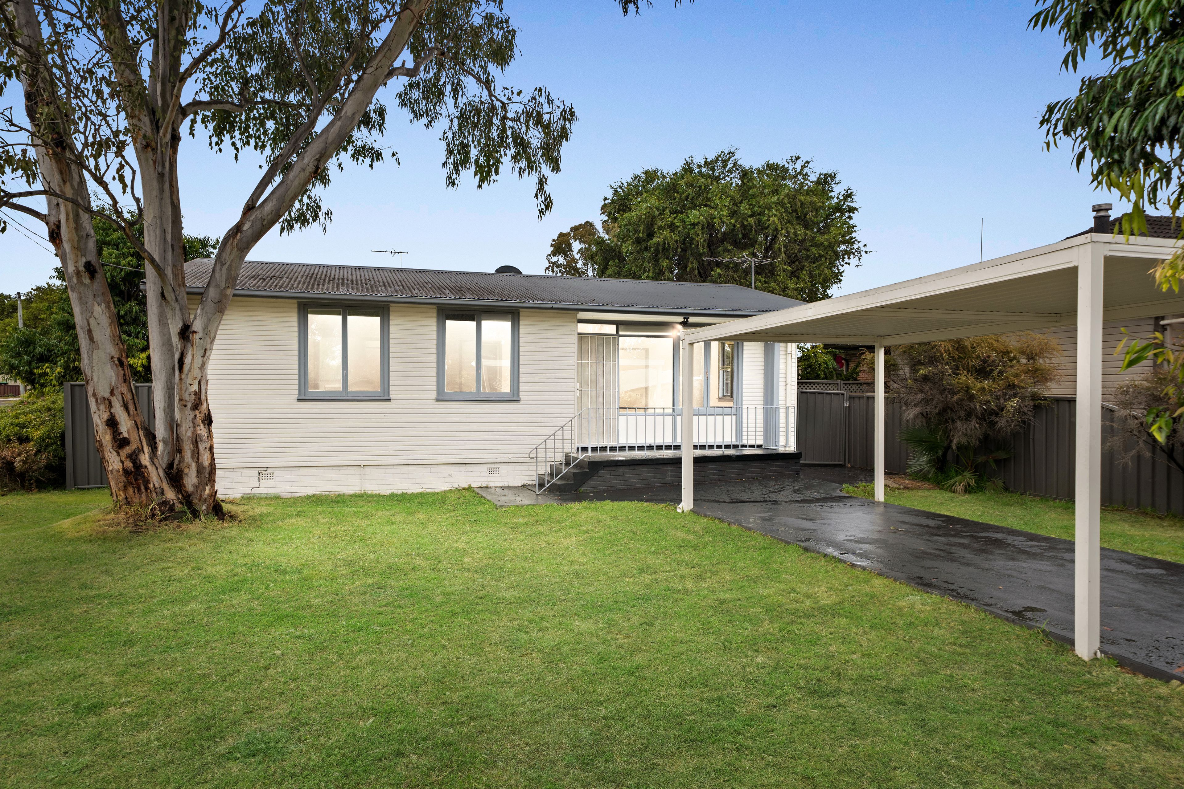 42 Eton Road — photo from Ray White United Group