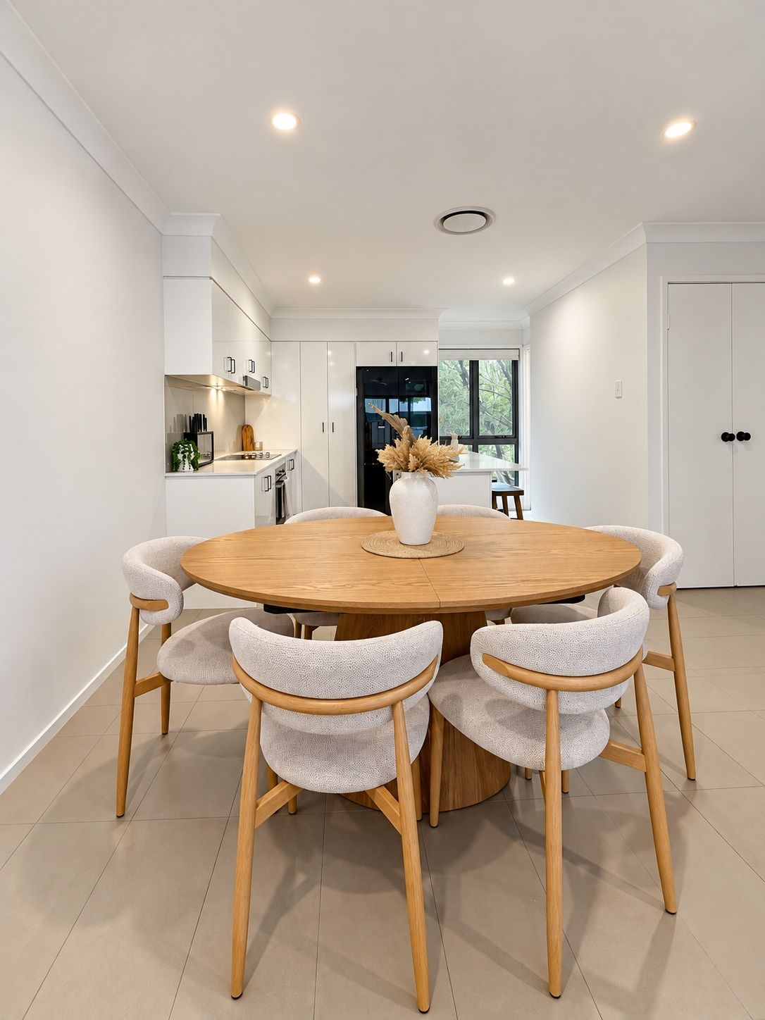 21/61 East Quay Drive — photo 6 of 20
