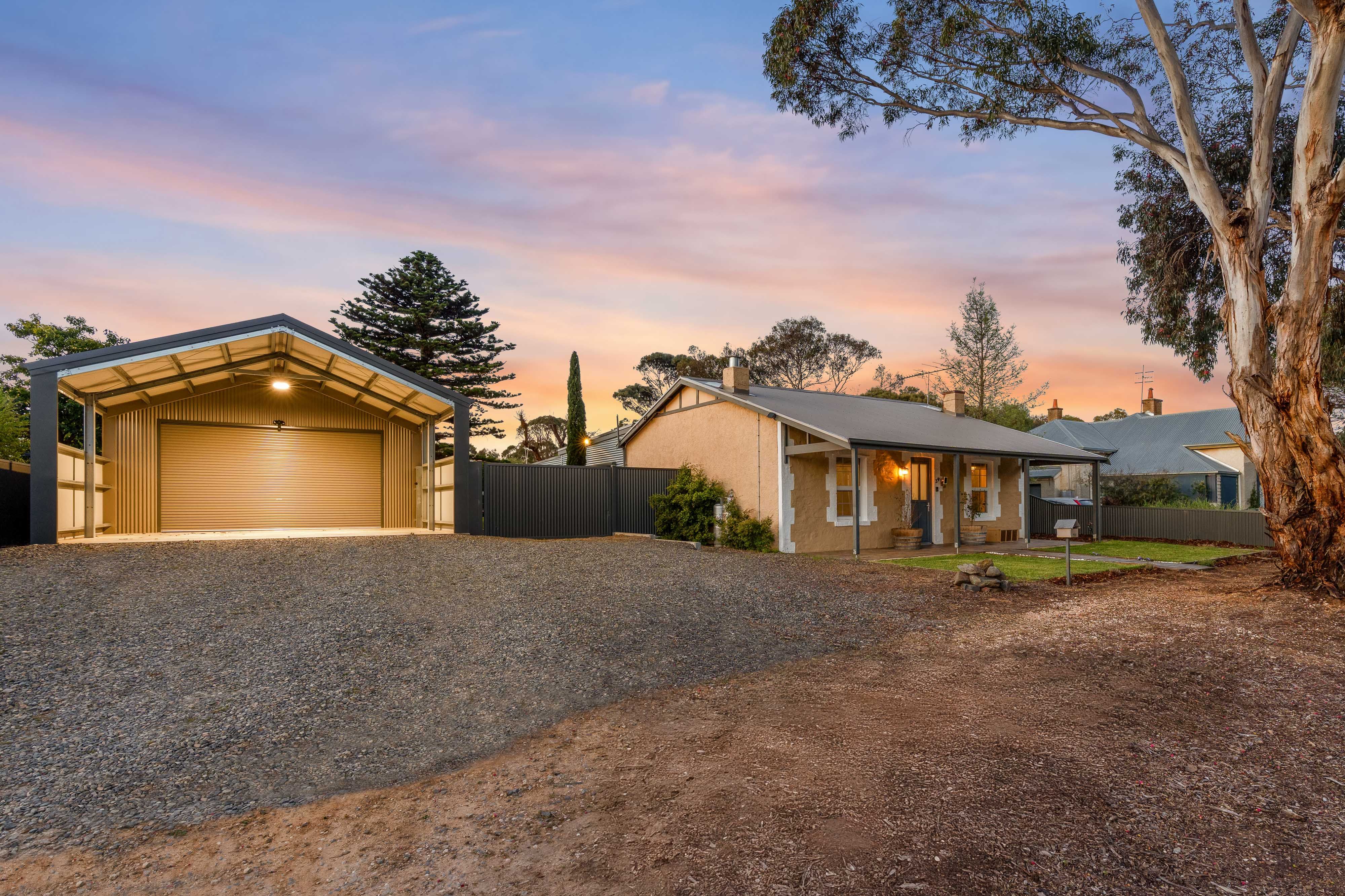 39 North Parade — photo from Ray White Strathalbyn