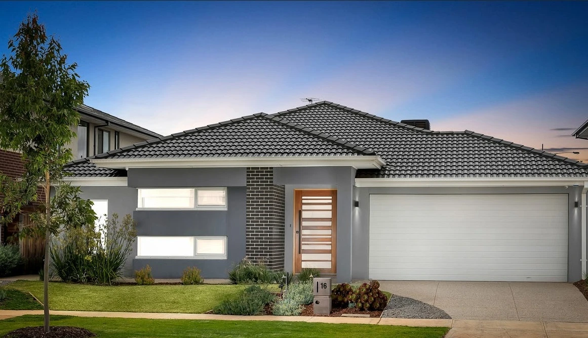 16 Frontier Avenue, AINTREE, VIC 3336