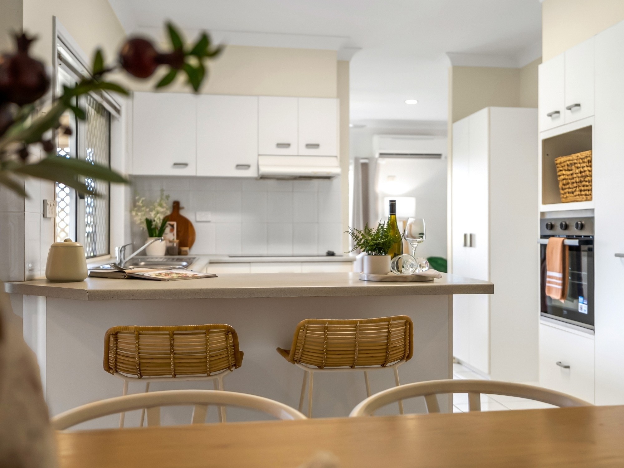 7 Grimes Close, Kanimbla, QLD 4870