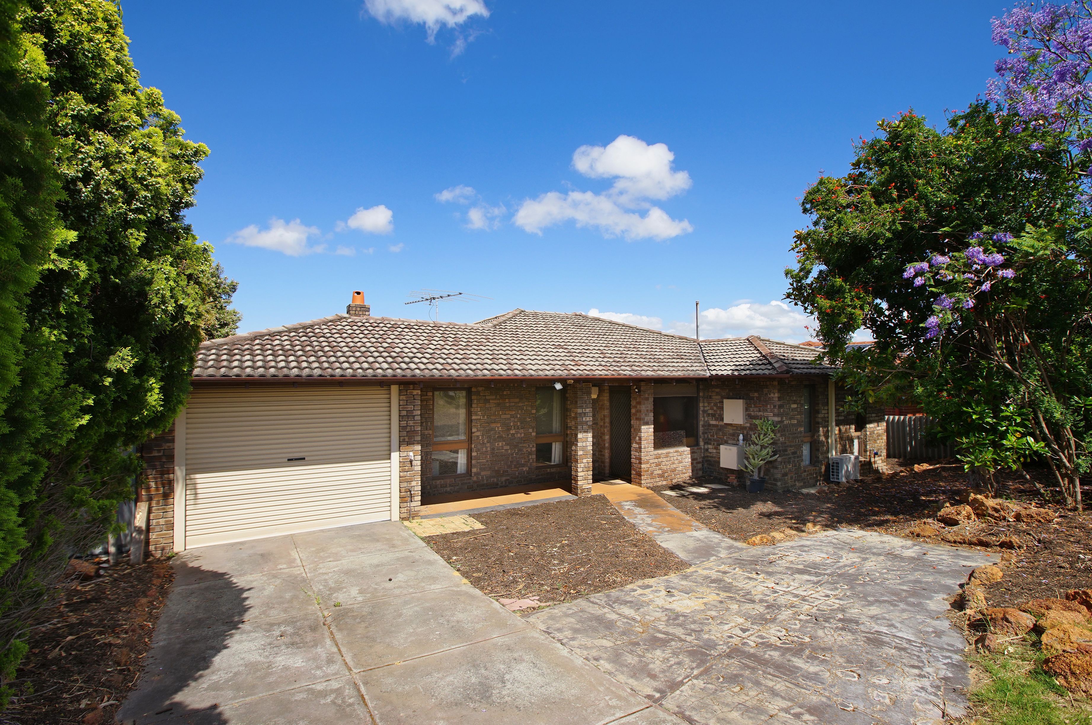 6 Davies Crescent, Kardinya, WA 6163