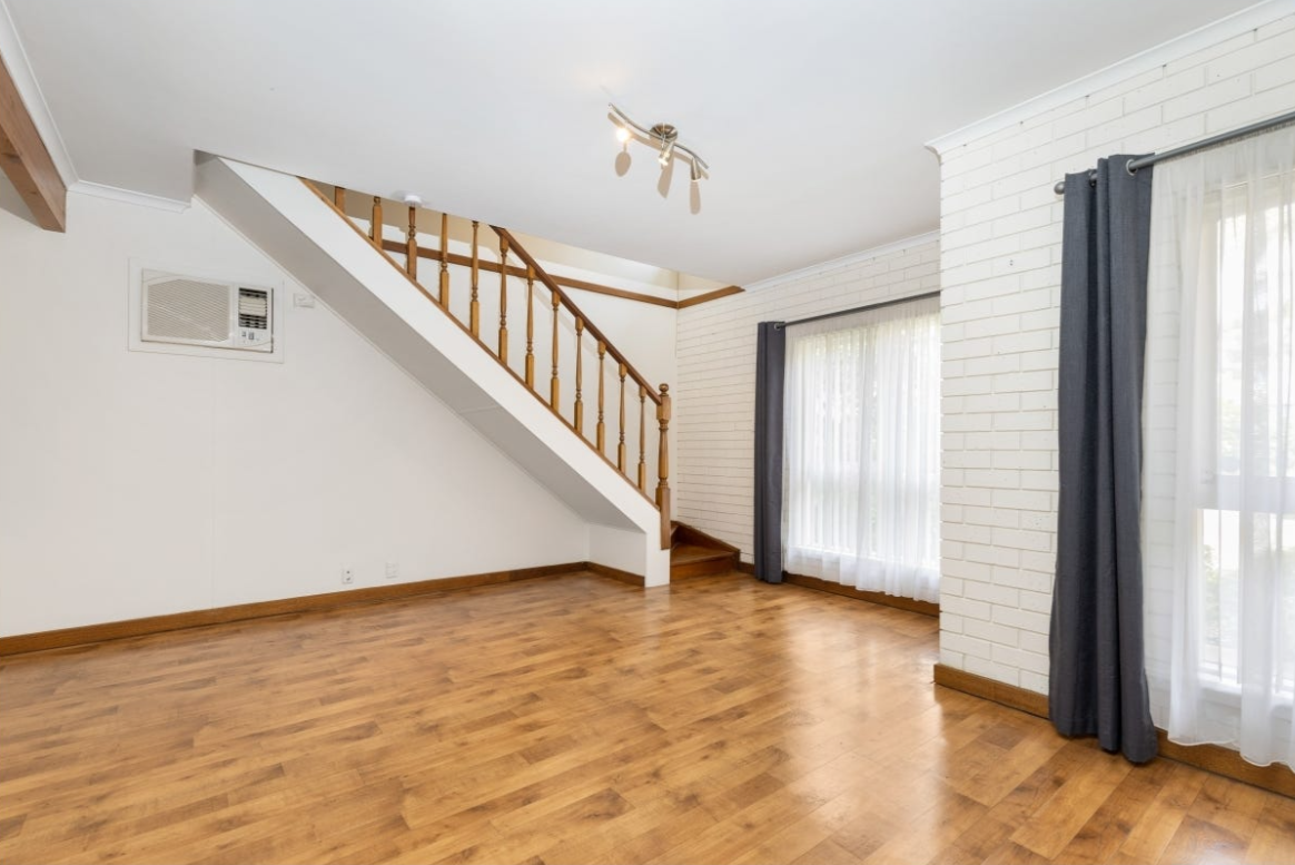 1/8 Wallala Avenue, Park Holme, SA 5043