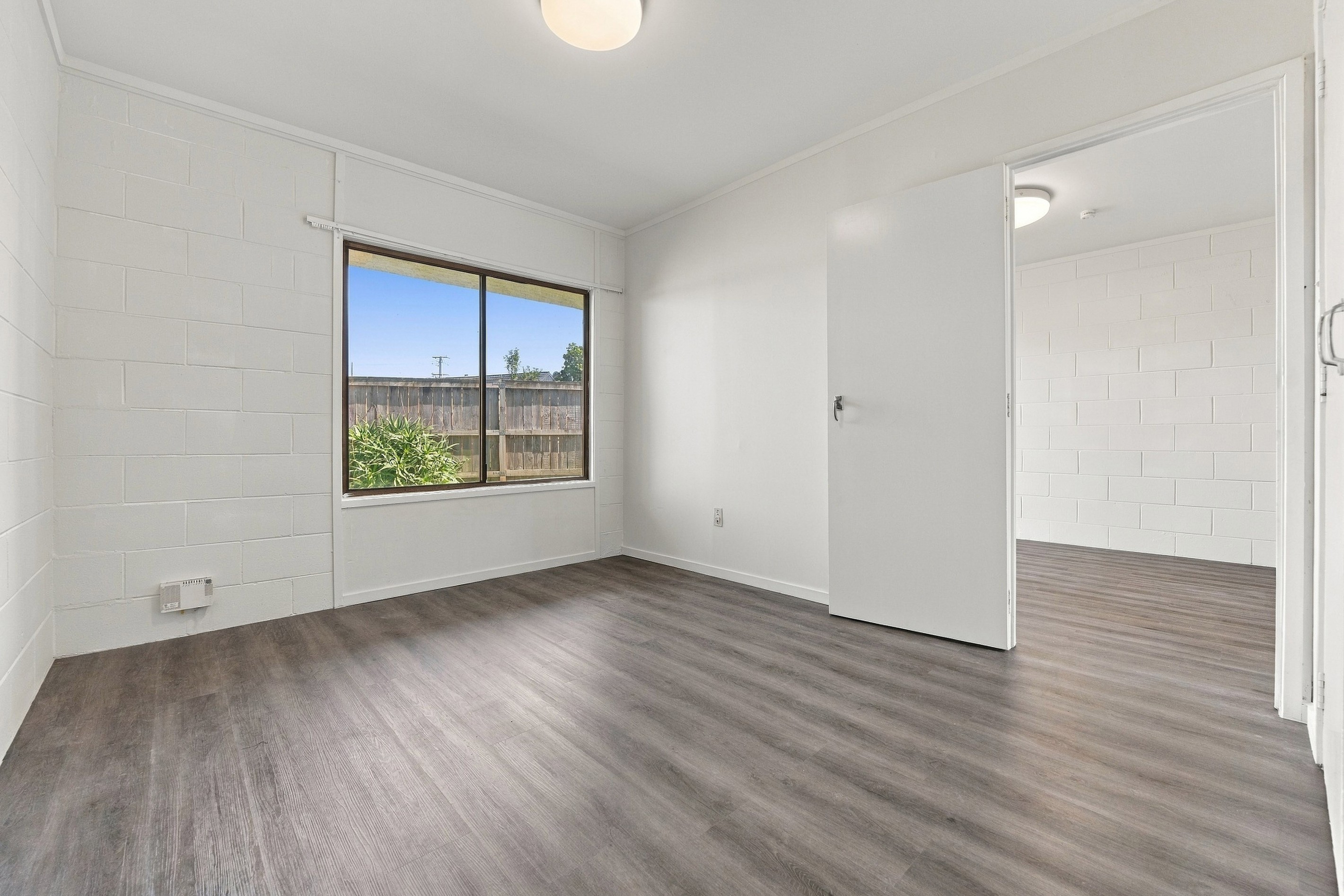 1/27 St Georges Road, Avondale, Auckland City