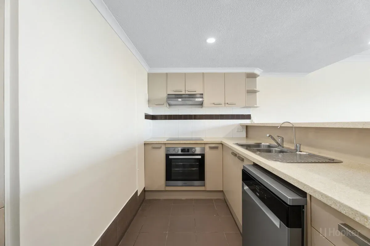 5/21 Huth Street — photo from Ray White Coomera