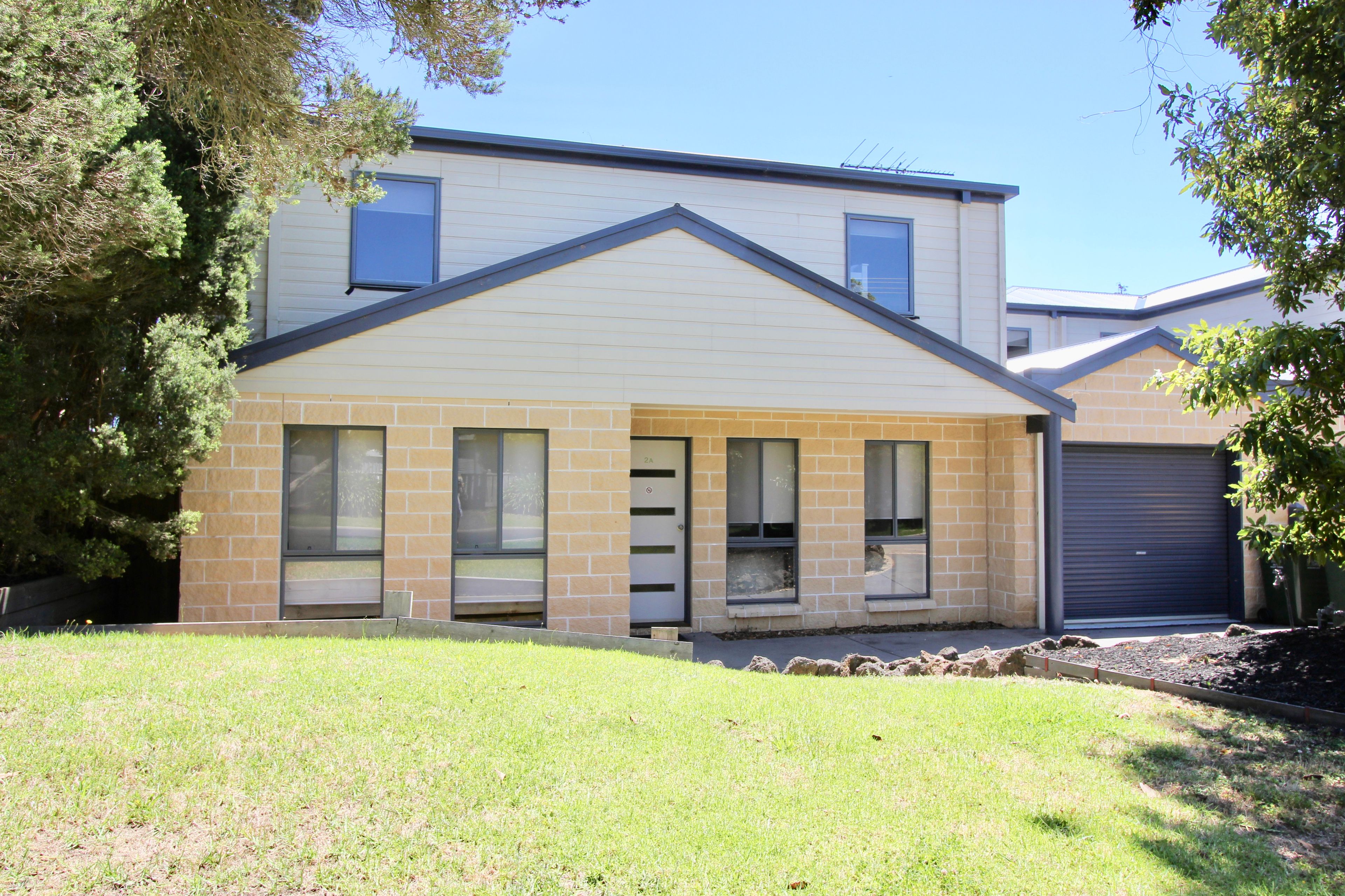 2A Hotham Close, Cowes VIC 3922
