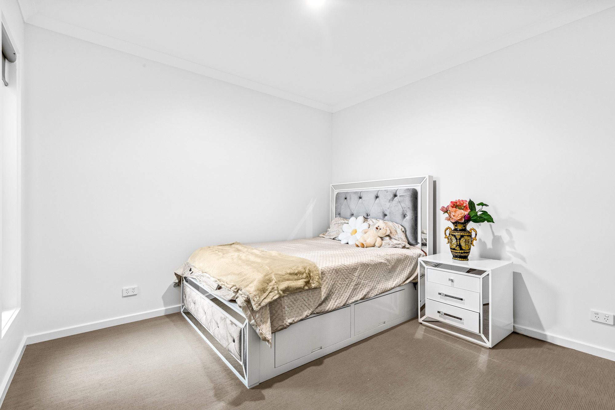 54 Brightvale Boulevard — photo 11 of 16