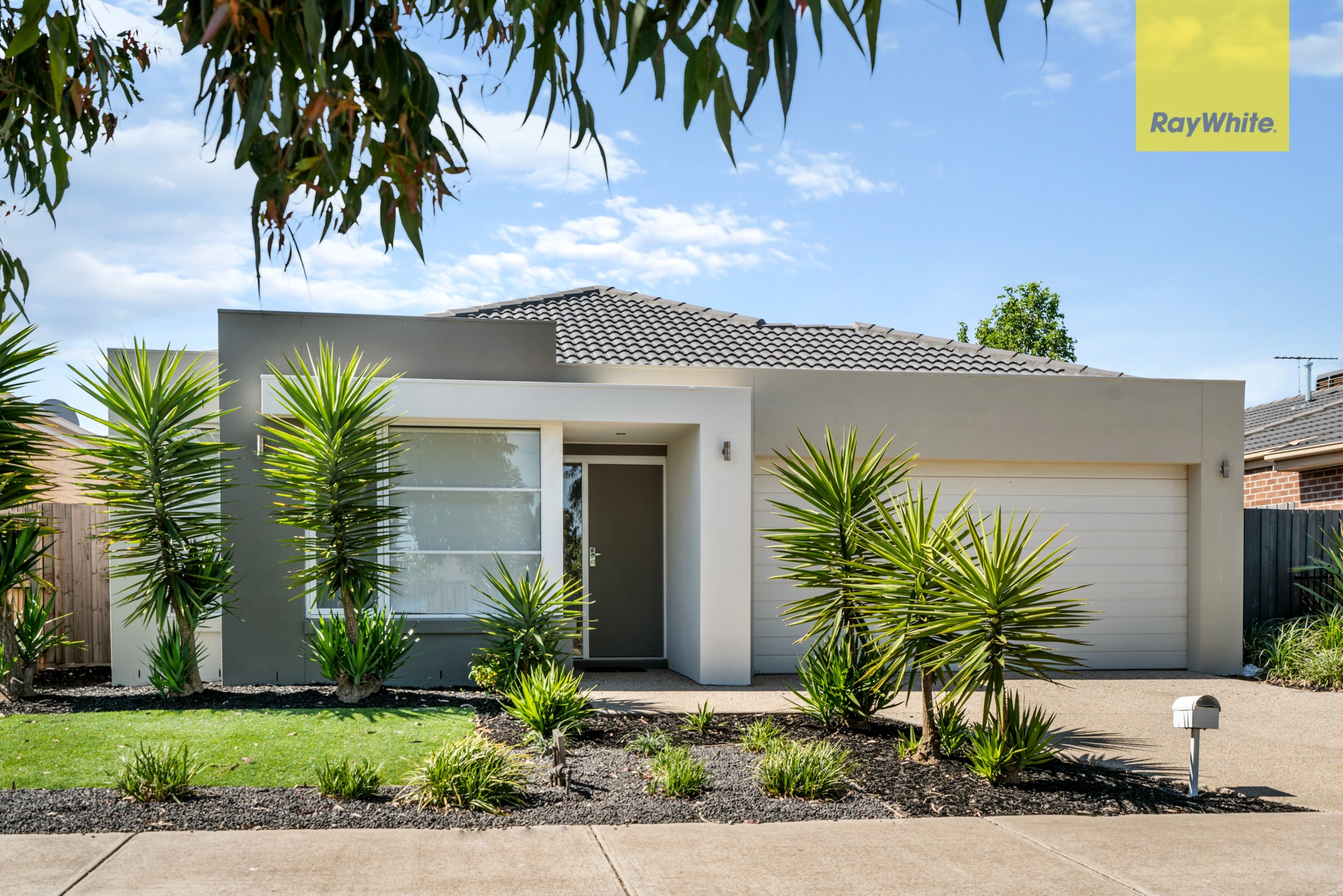 15 Mint Boulevard, HARKNESS, VIC 3337