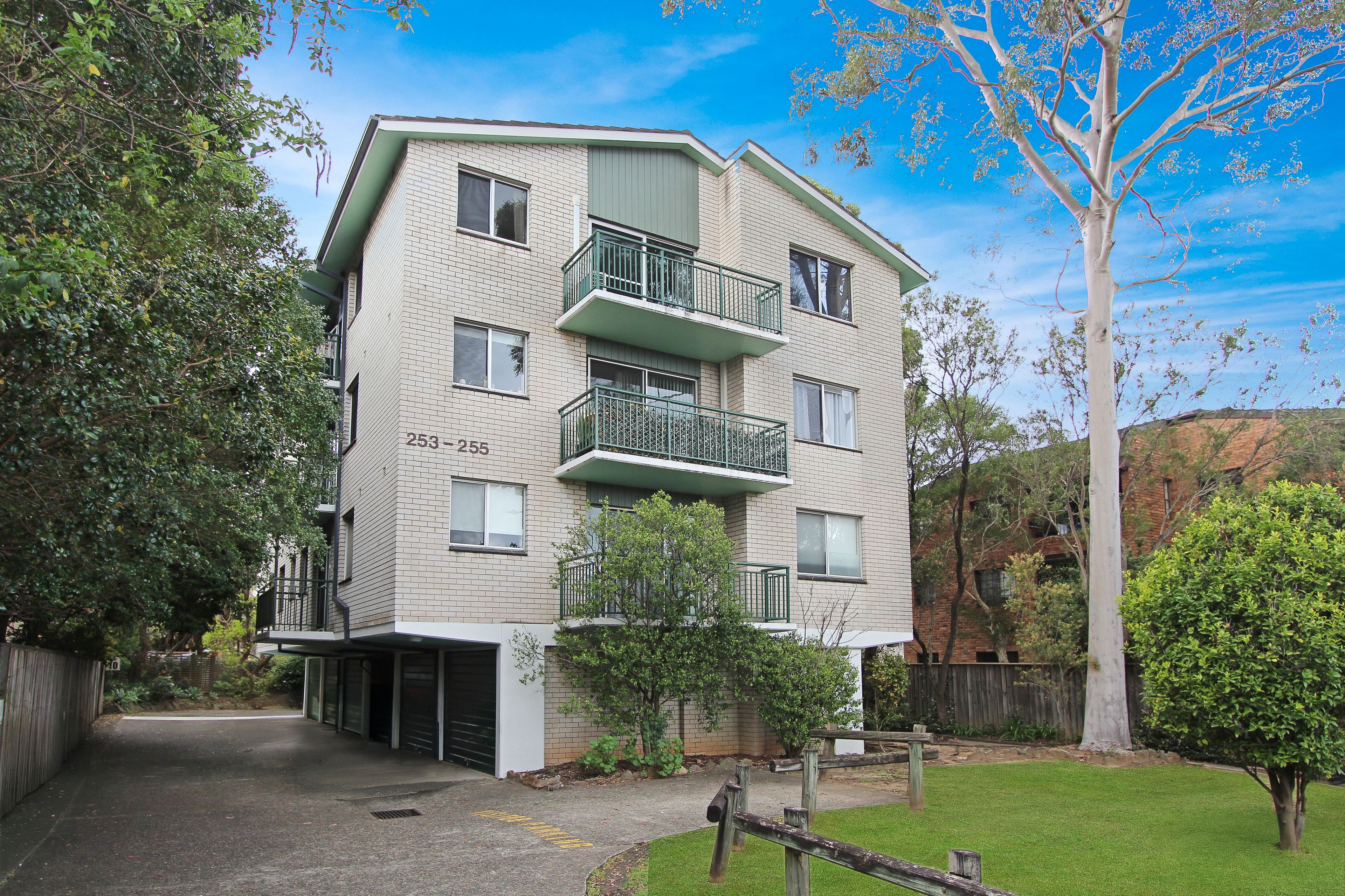 7/253 Blaxland Road — photo 4 of 4