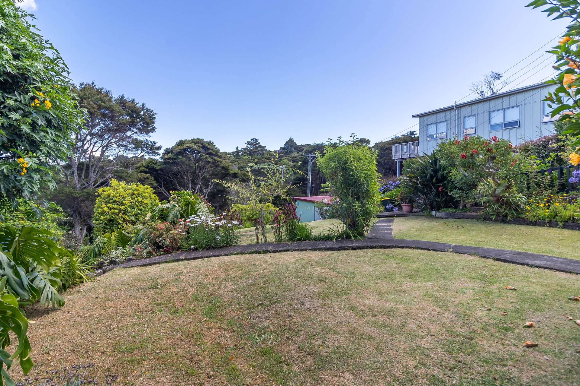 16 Hekerua Road photo 26