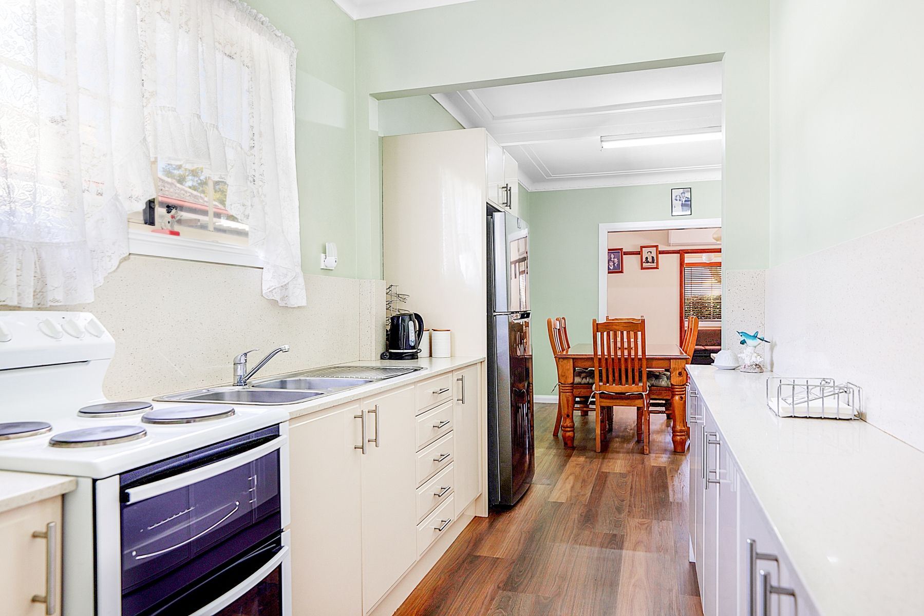 4 Ladbury Avenue, Penrith, NSW