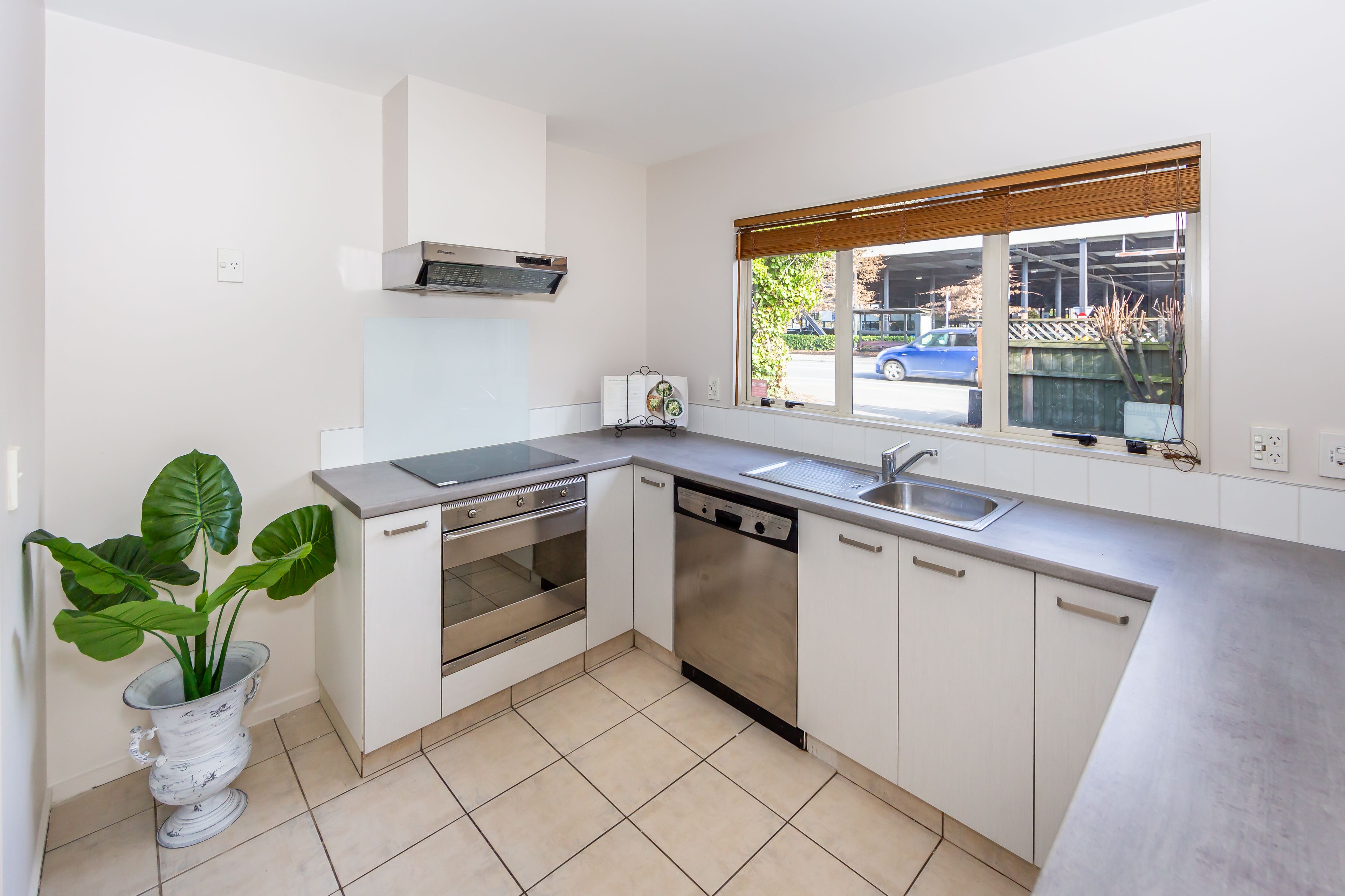 1/174 Clarence Street, Riccarton, Christchurch City