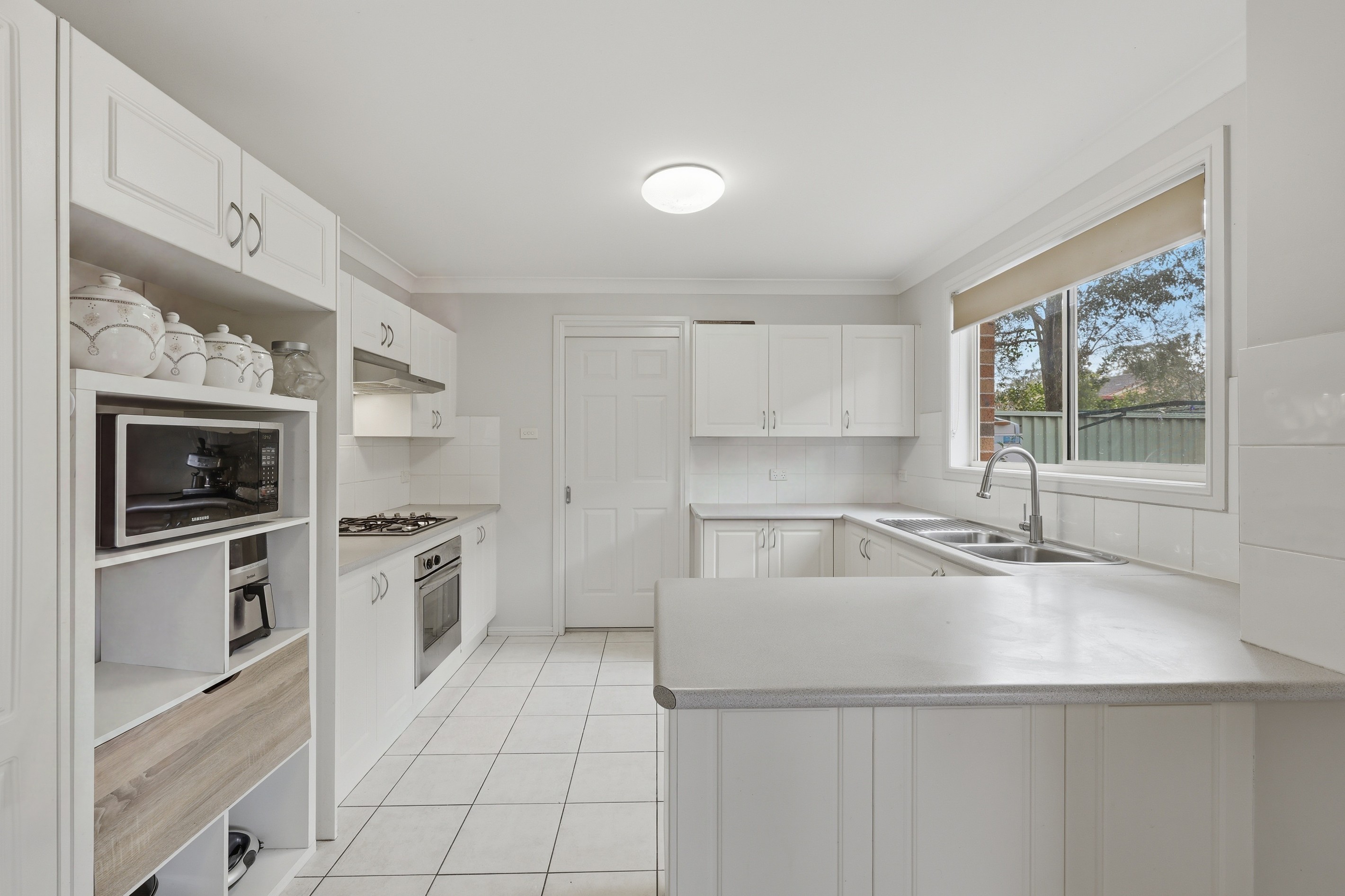 10/16 Hillcrest Road, Quakers Hill, NSW 2763