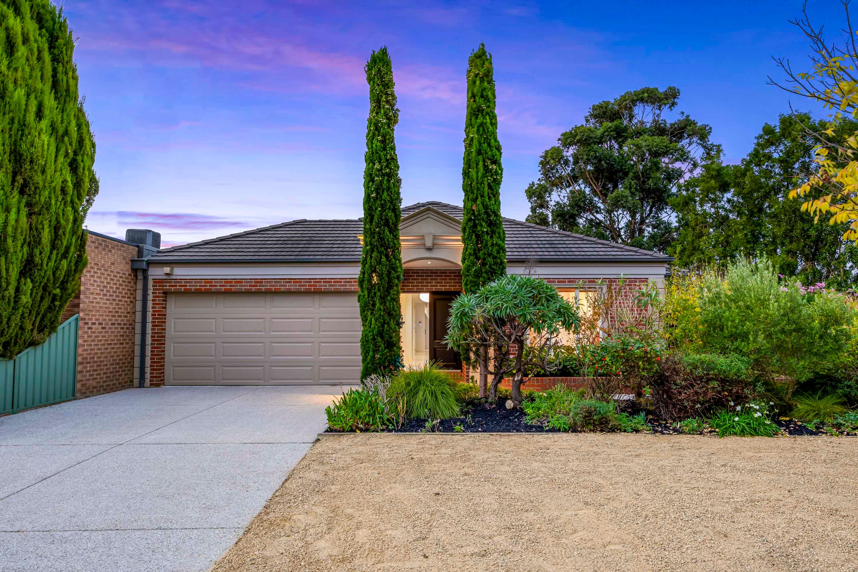 4 St Andrews Place, Lake Gardens, VIC 3355