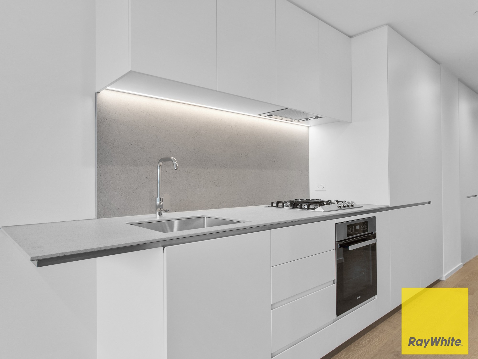 2811/70 Southbank Boulevard, Southbank, VIC 3006