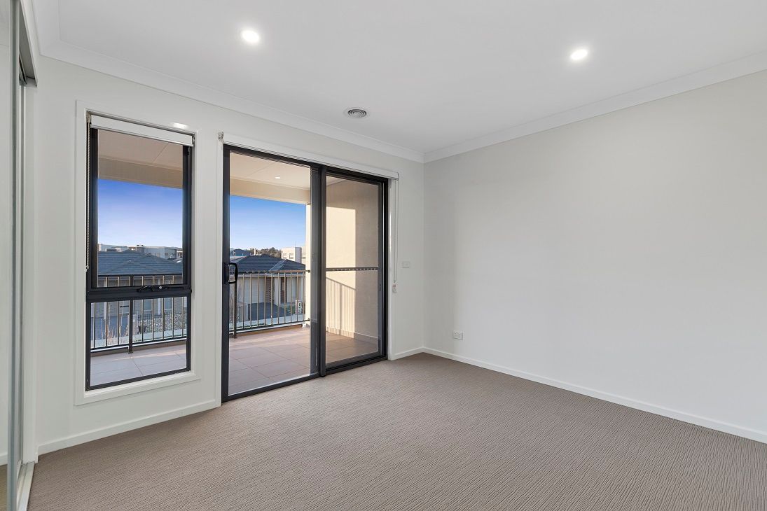 10 St Martin Way — photo 7 of 11