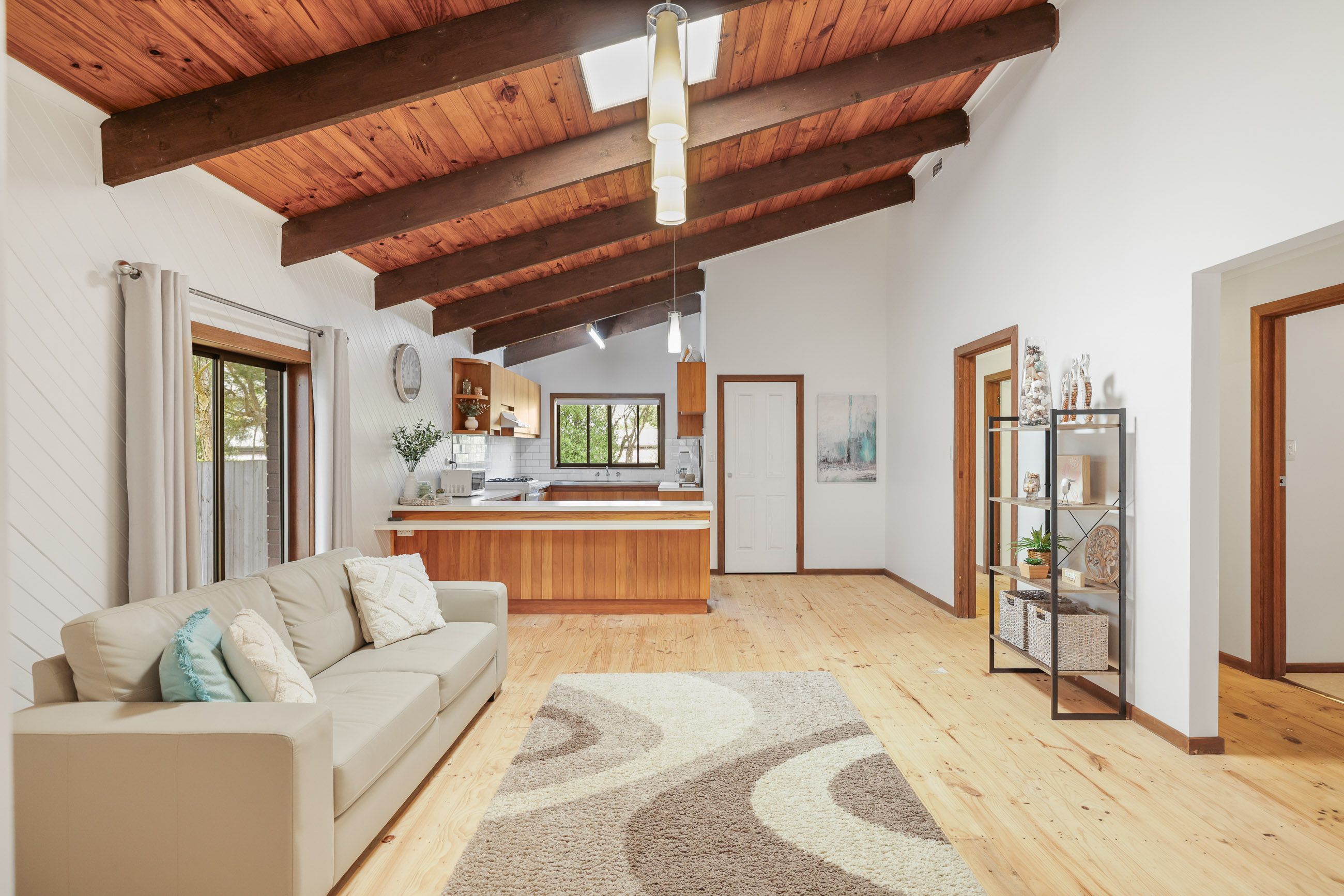 43 Anderson Road — photo 5 of 14