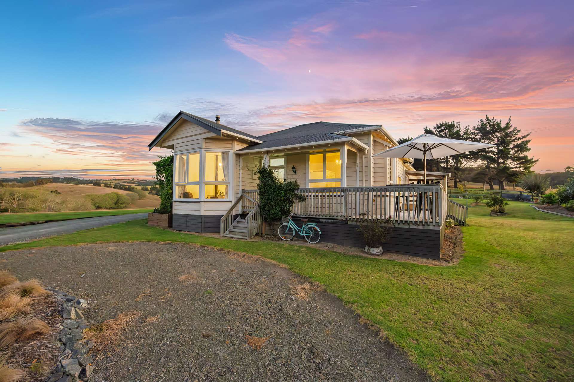 306 West Coast Road photo 28