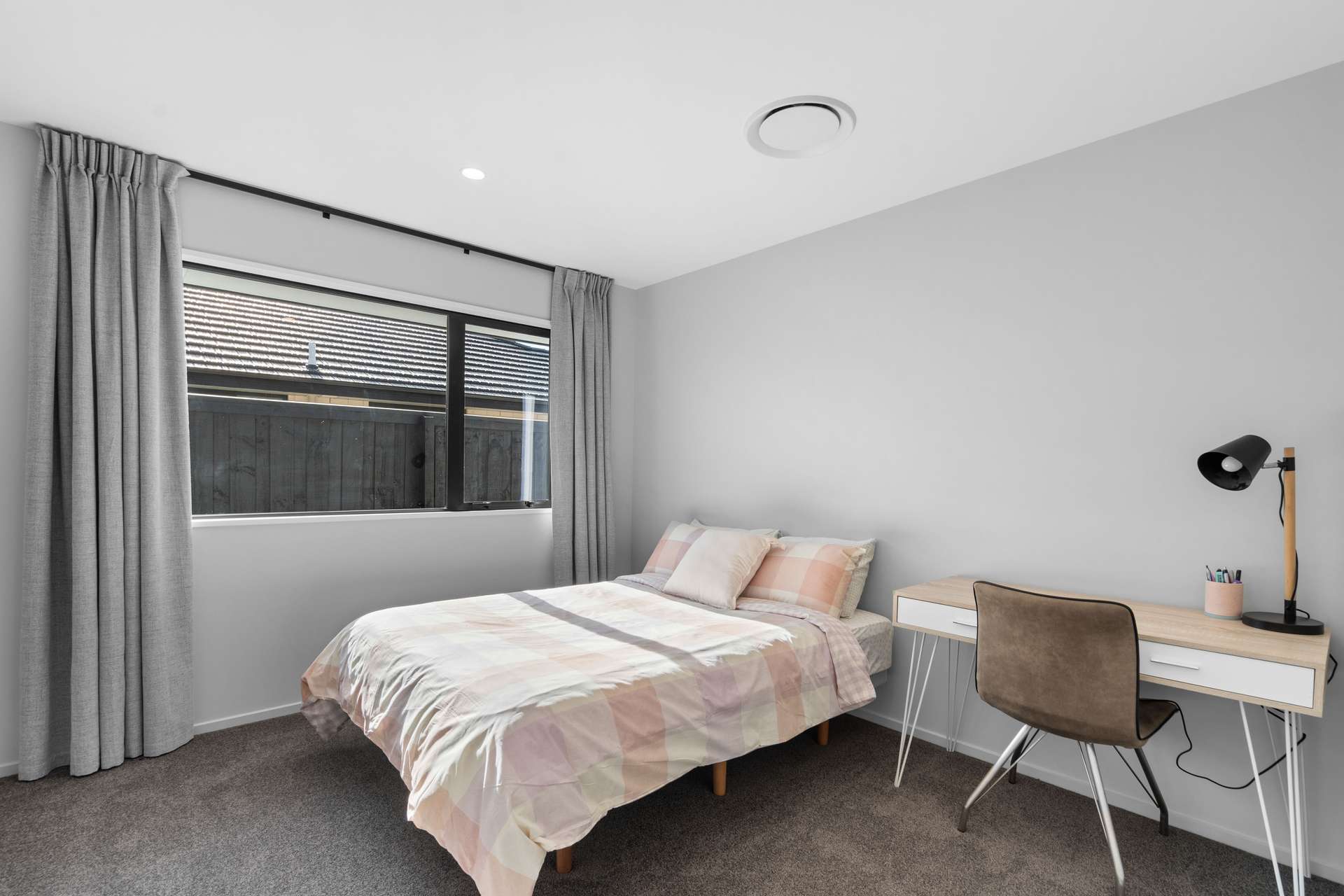 32 Nethercote Way photo 11