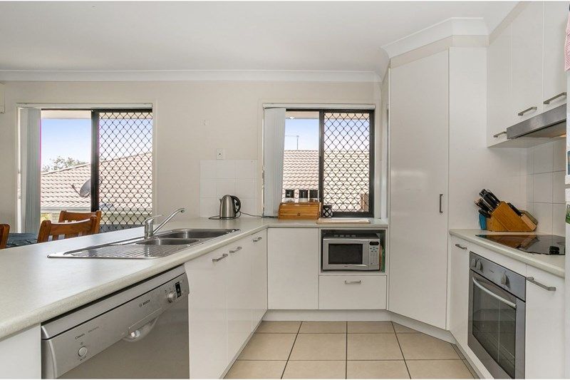 6 Alton Towers Street, Springfield Lakes, QLD 4300