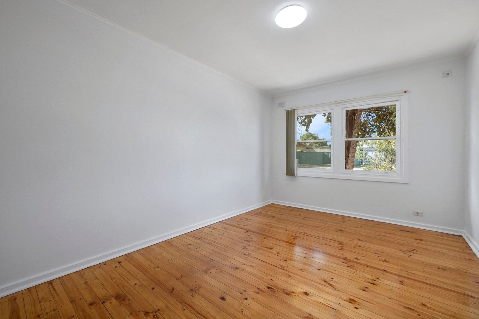 69 Davis Avenue — photo 8 of 13