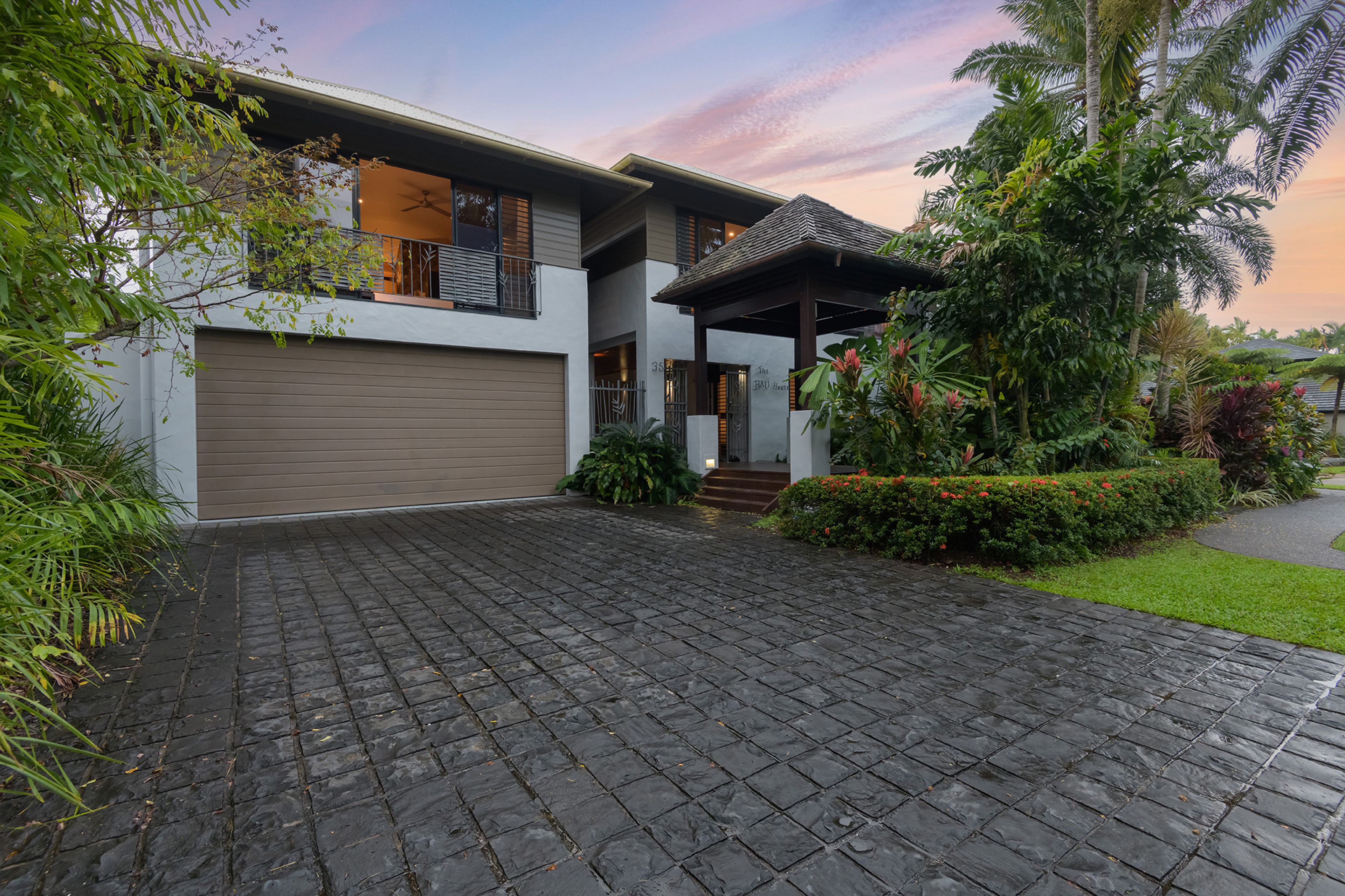 35 Beachfront Mirage Drive, Port Douglas, QLD 4877