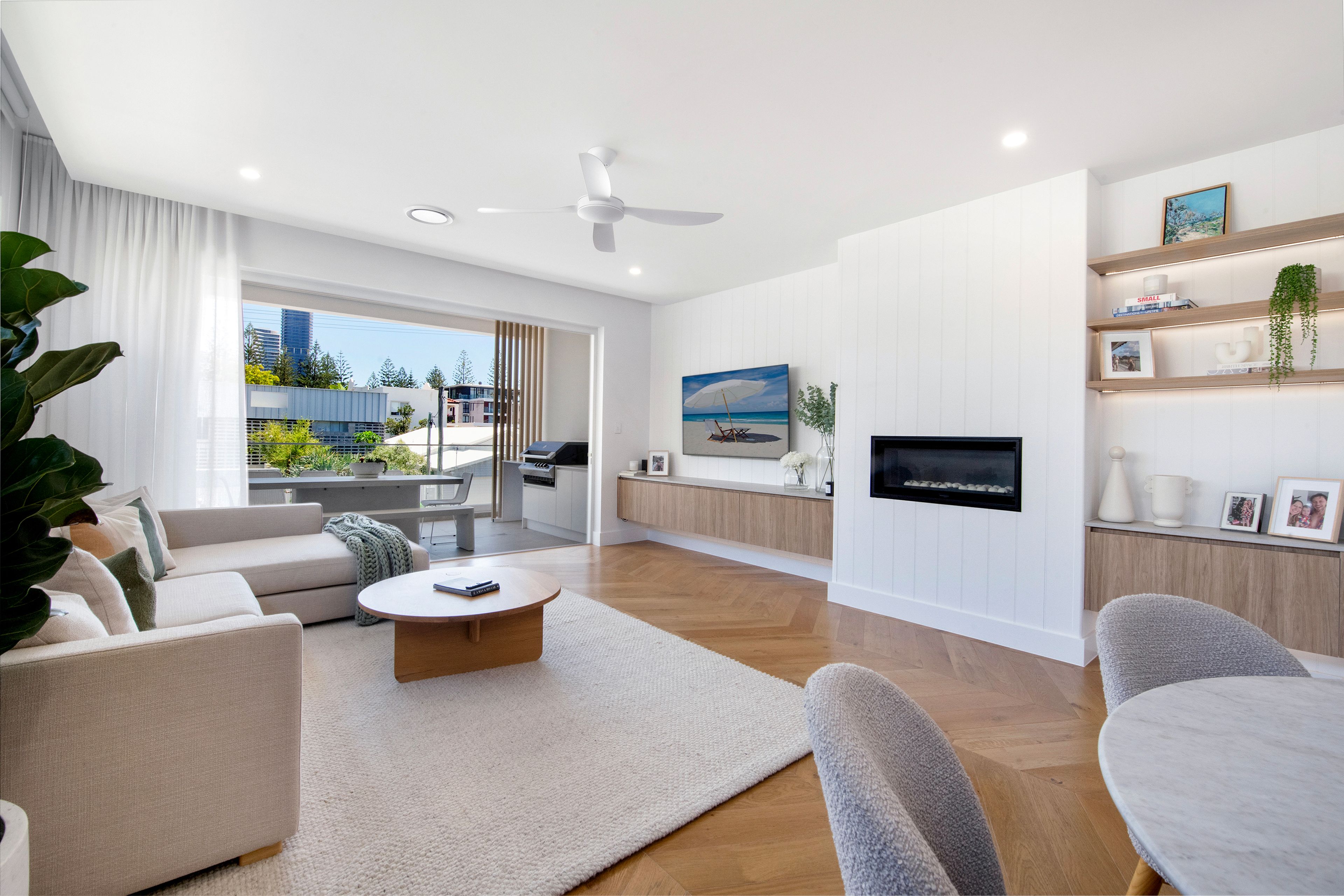 2/20 Francis Street, Mermaid Beach, QLD 4218