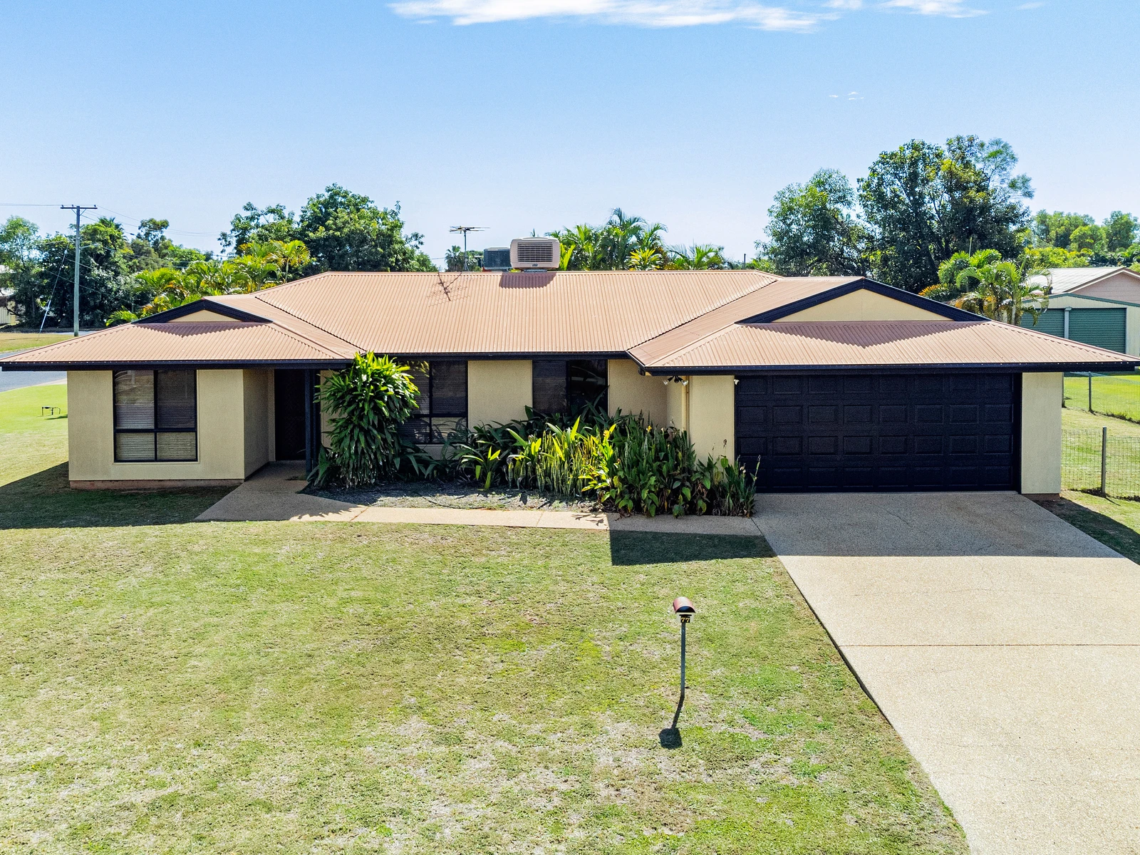77 Park Avenue, Emerald, QLD 4720