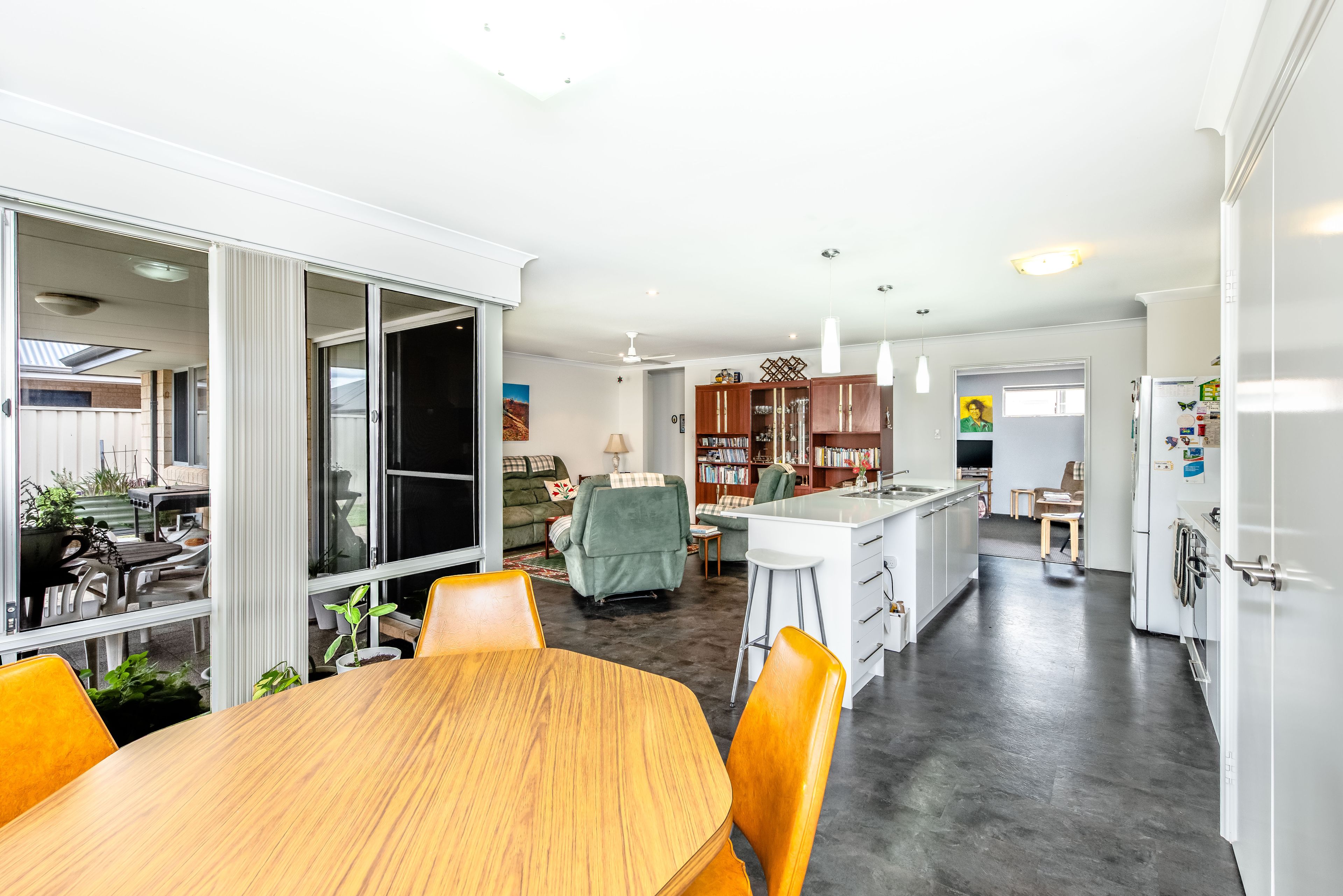 3 Thornhill Lane, Beachlands, WA 6530