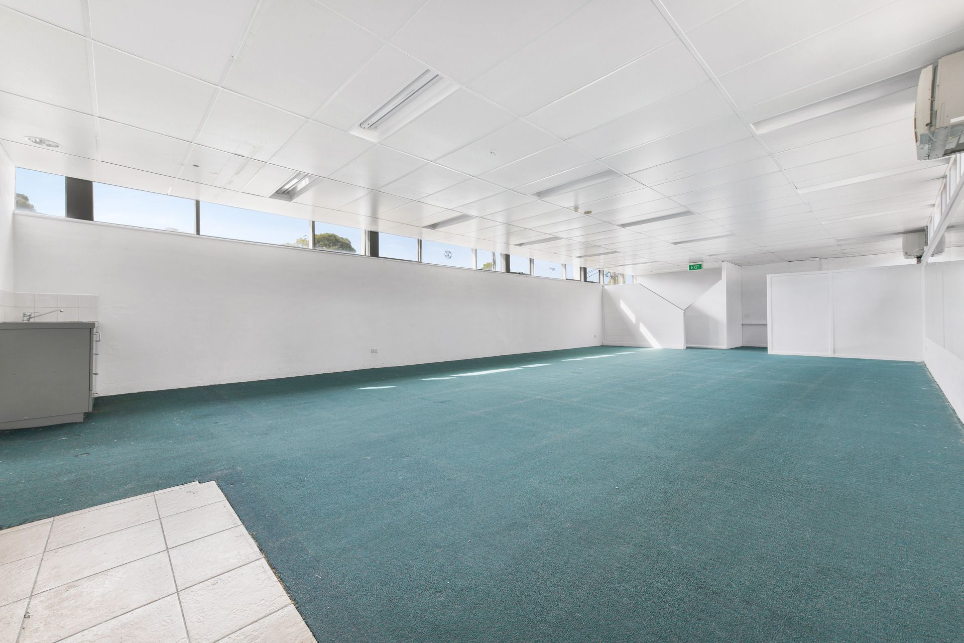 18 Hamilton Place, Mount Waverley, VIC 3149